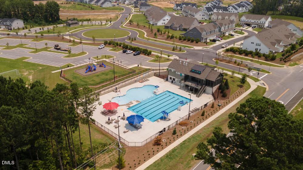 602 Barrington Row Avenue