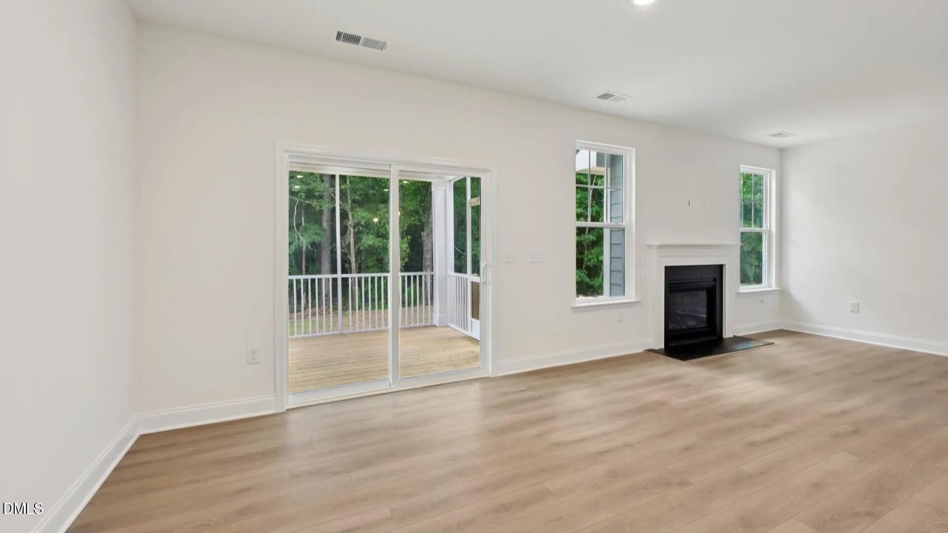 843 Old Station Pointe