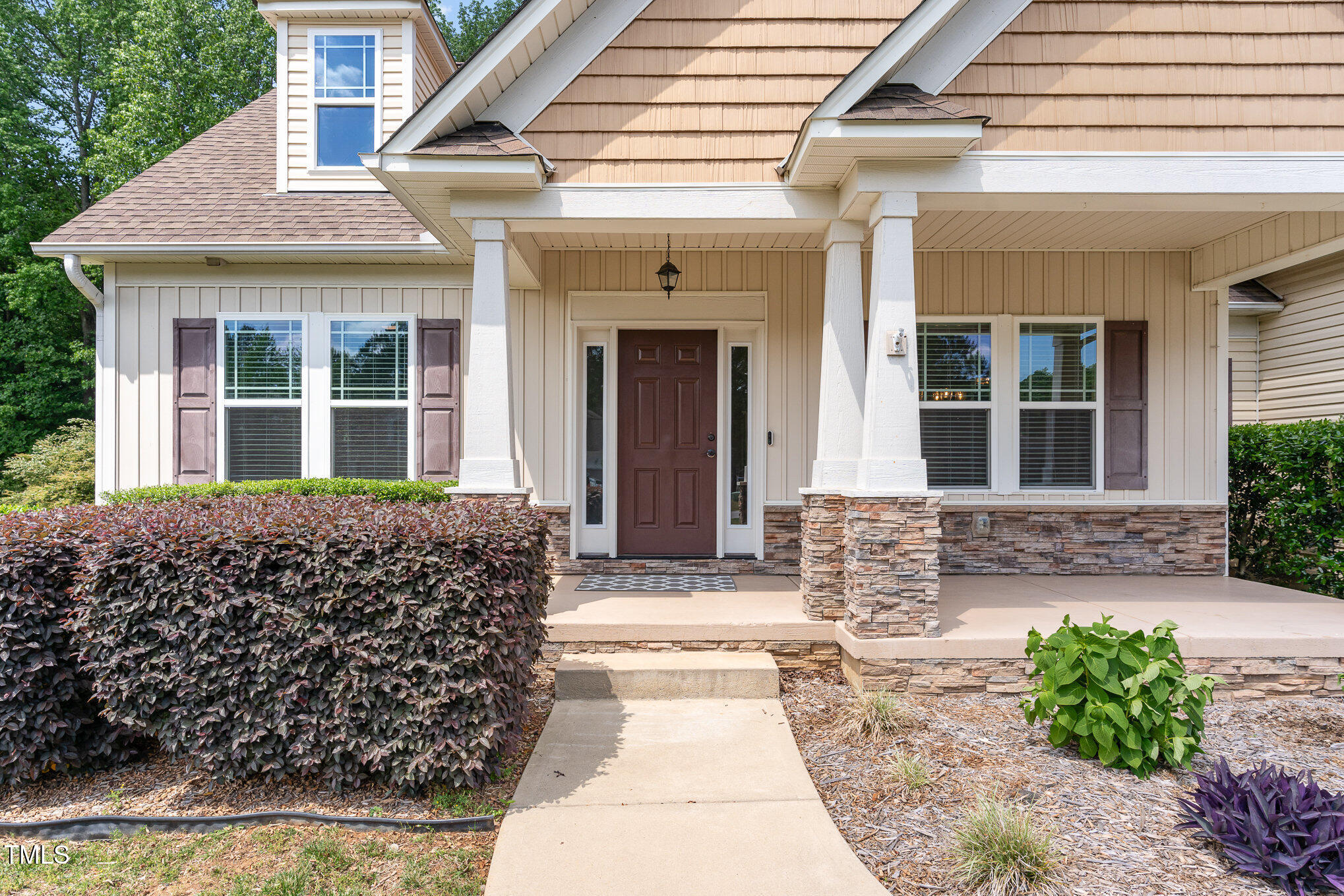 70 Breadnut Drive
