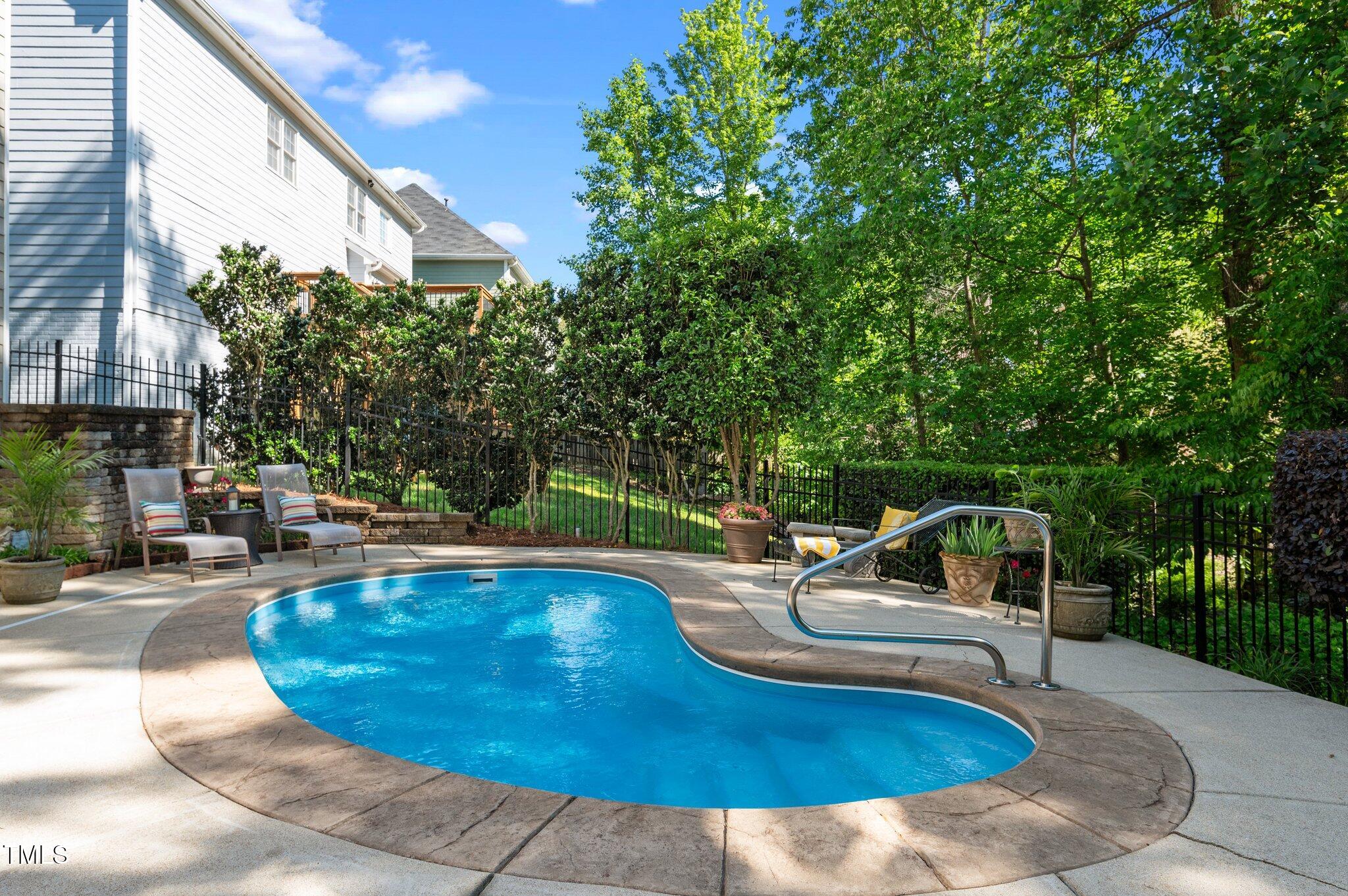 8724 Deerland Grove Drive