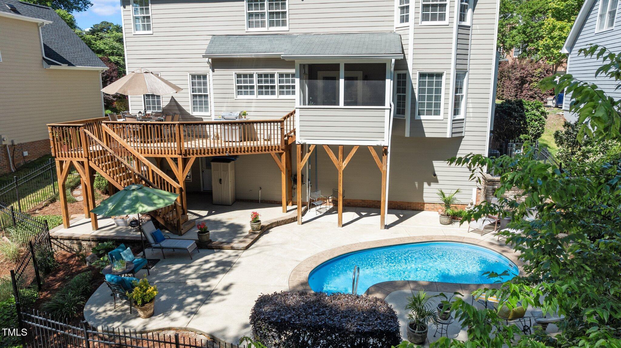 8724 Deerland Grove Drive