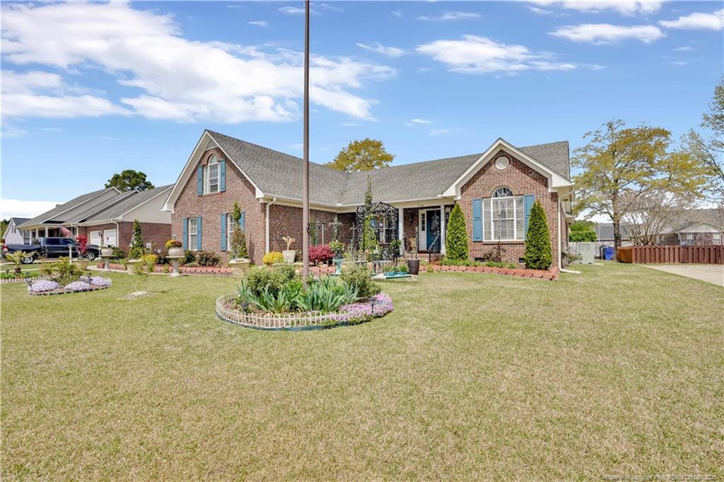 3720 Heatherbrooke Drive