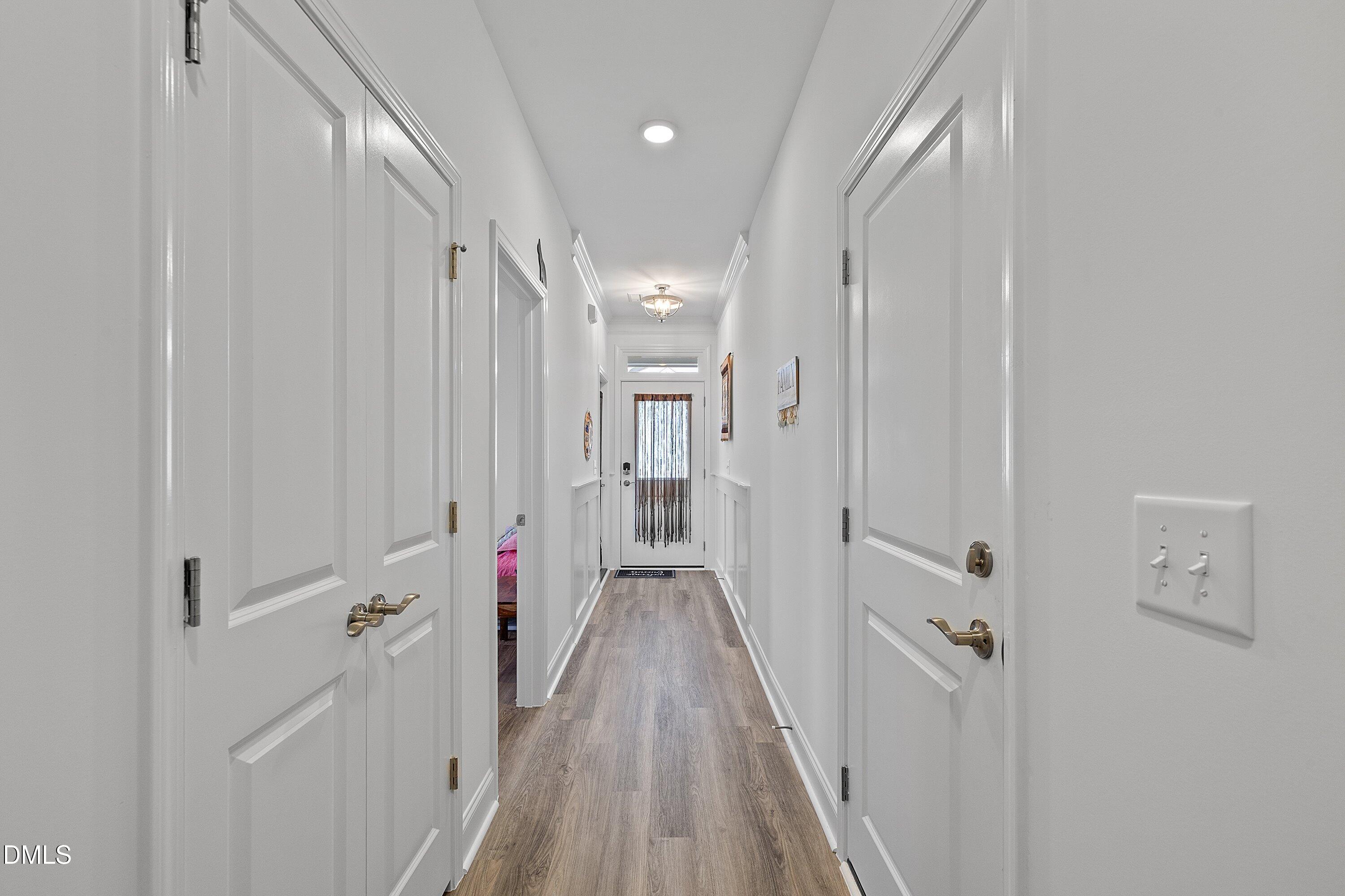 27 Carteret Court