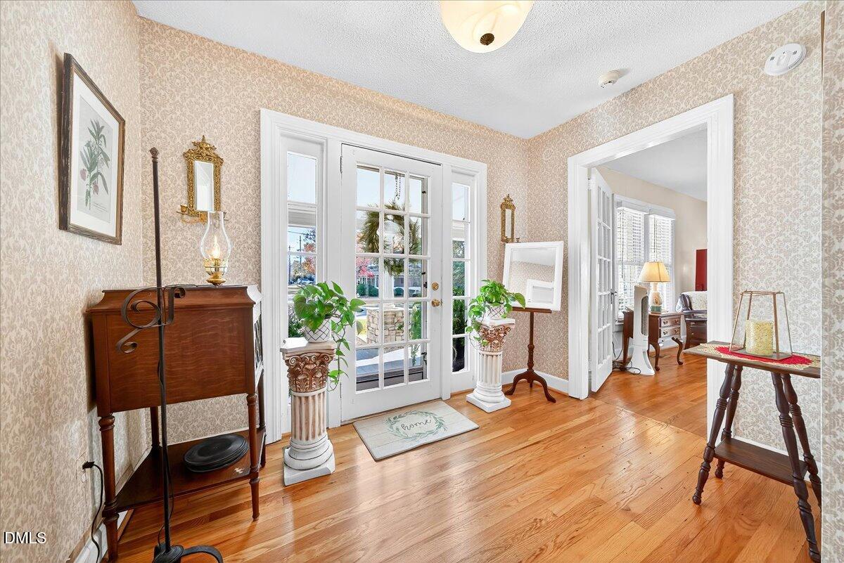 119 N College Street