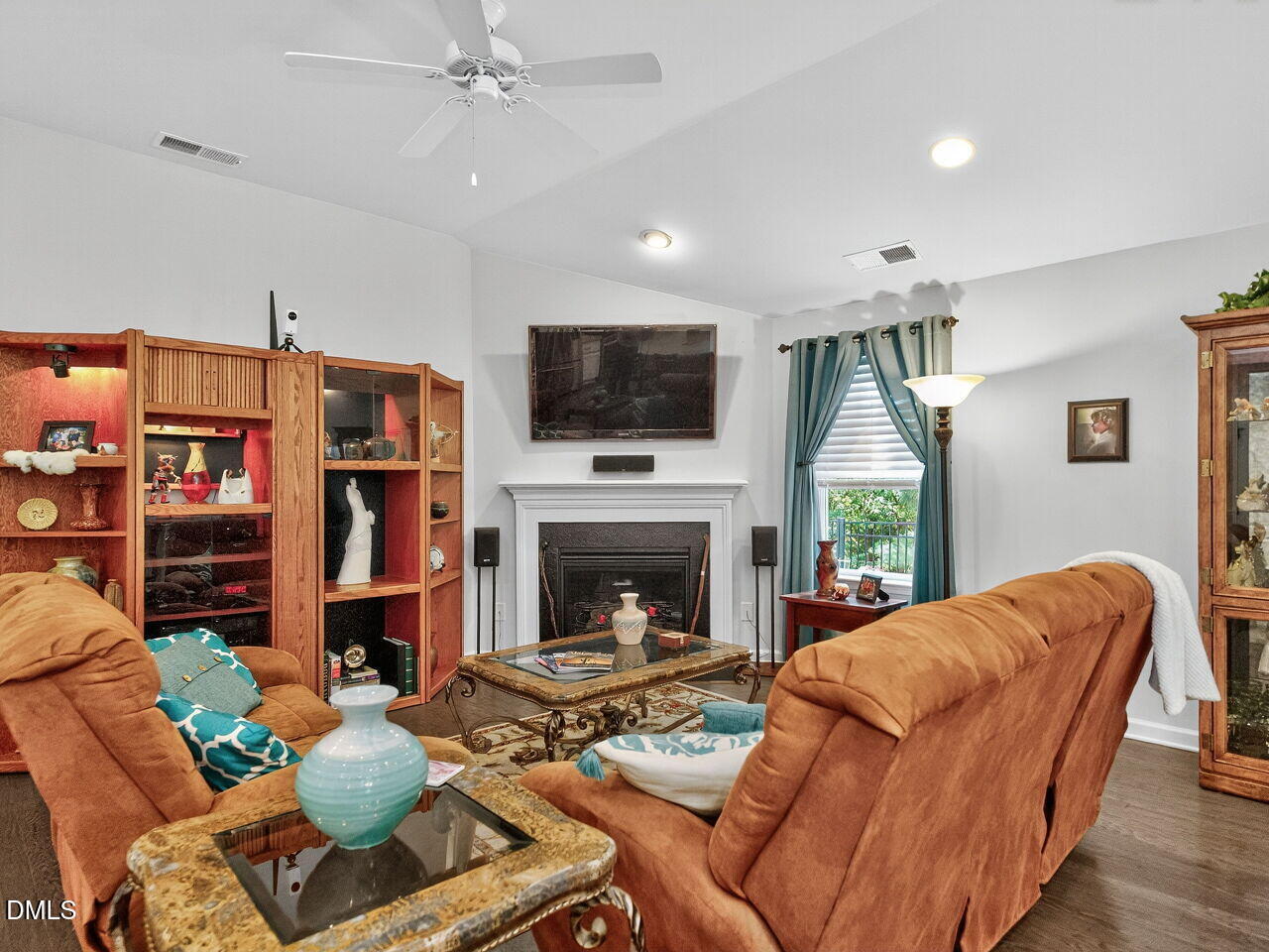 107 Thornbury Street