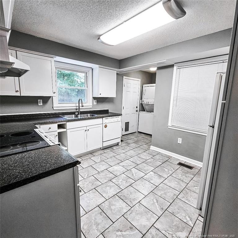 1521 Us Highway 401 Highway S