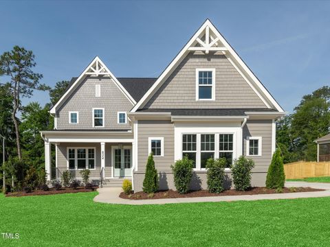 Single Family Residence in Fuquay Varina NC 824 Crimson Rdg Trail.jpg