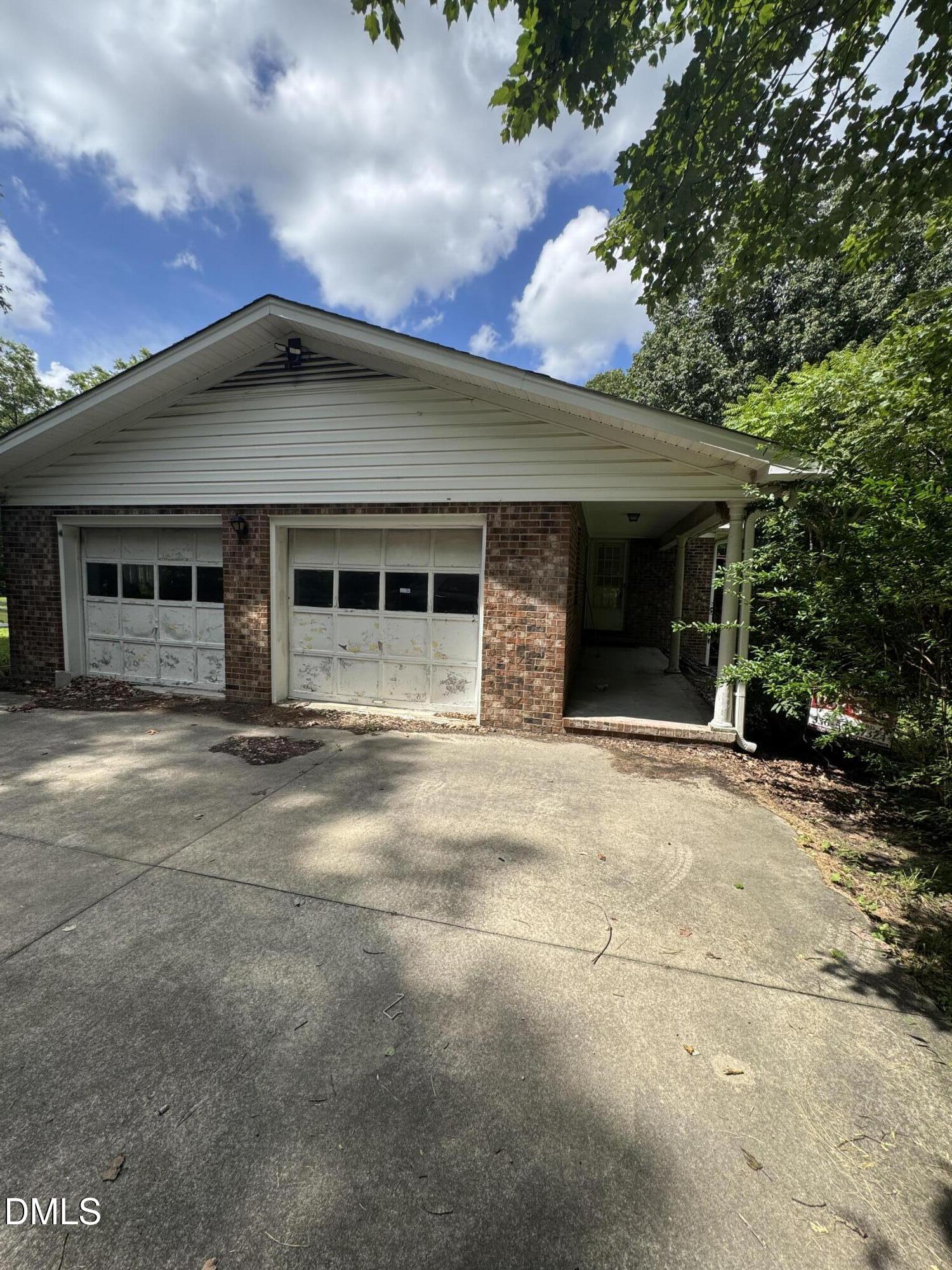 552 Clay Thomas Road