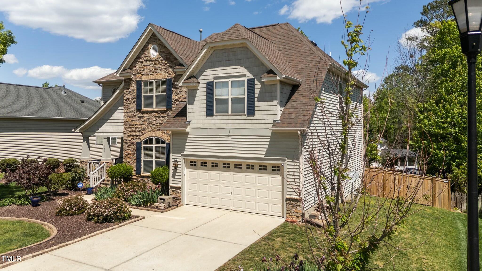 9212 Linslade Way