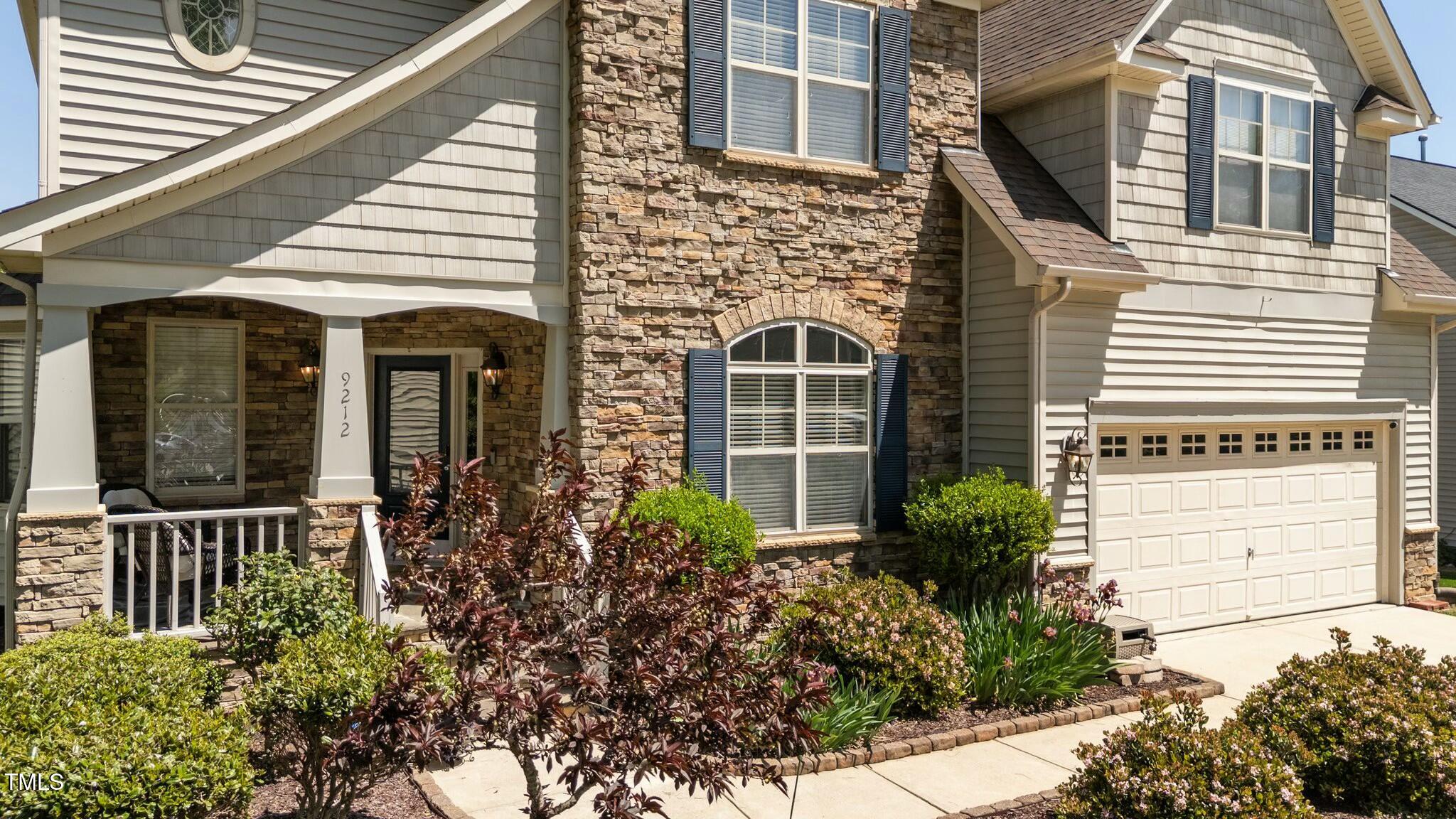 9212 Linslade Way