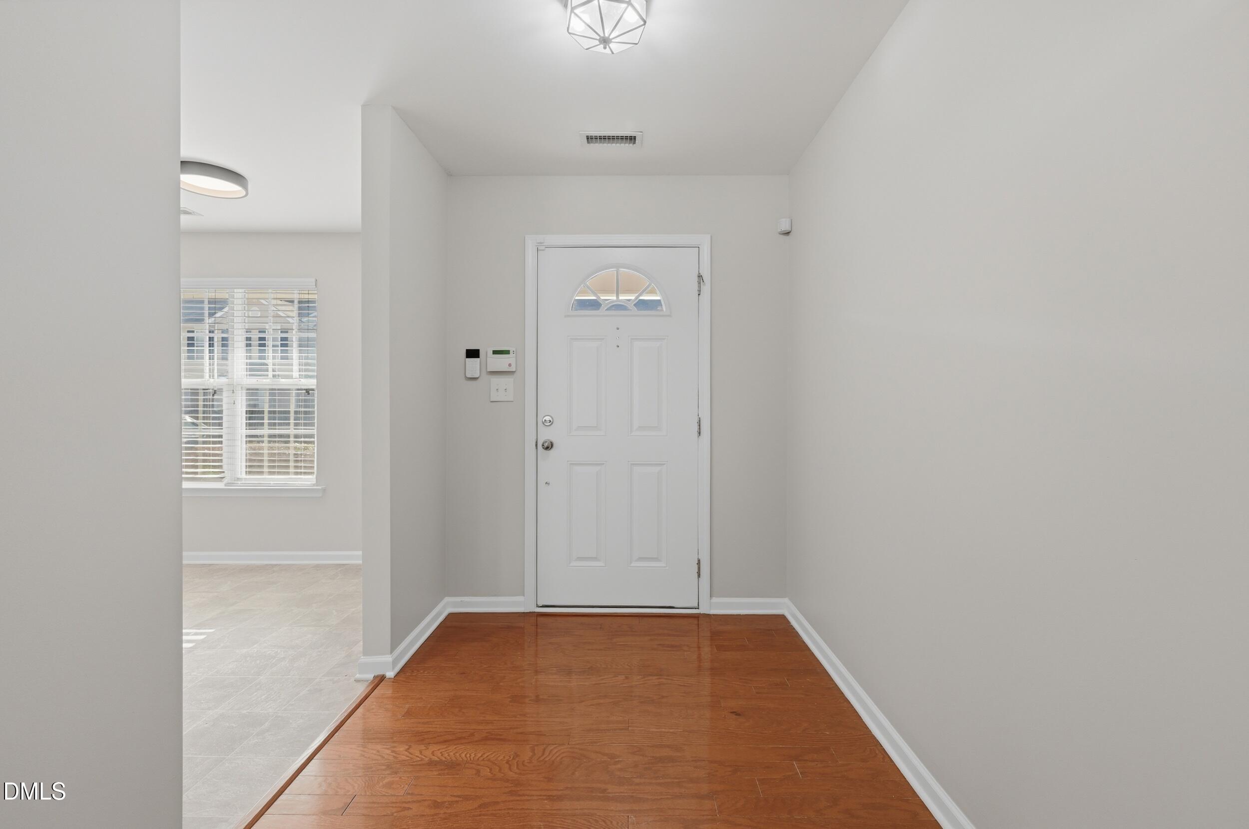 1925 Grassy Banks Drive