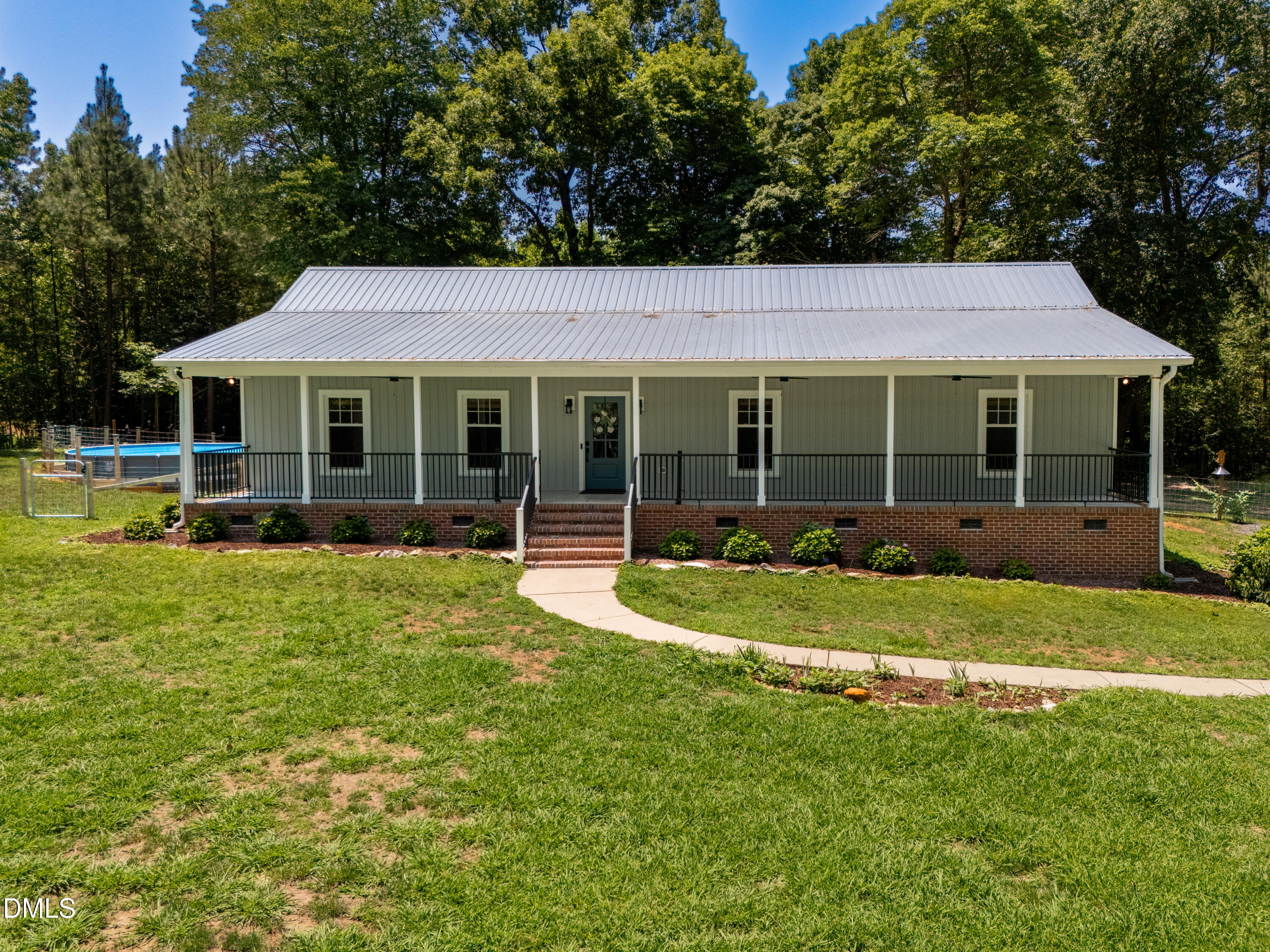 2714 White Smith Road