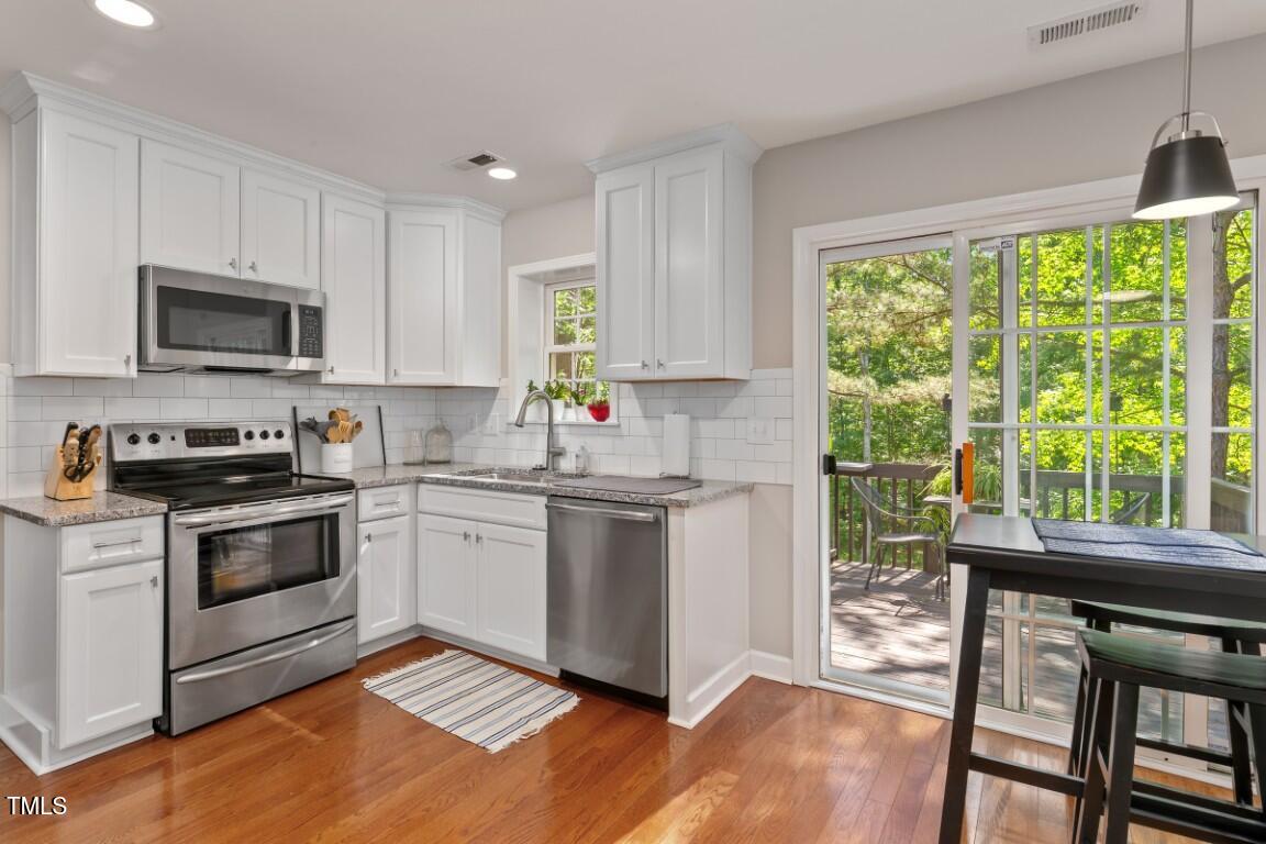 112 Fairford Drive