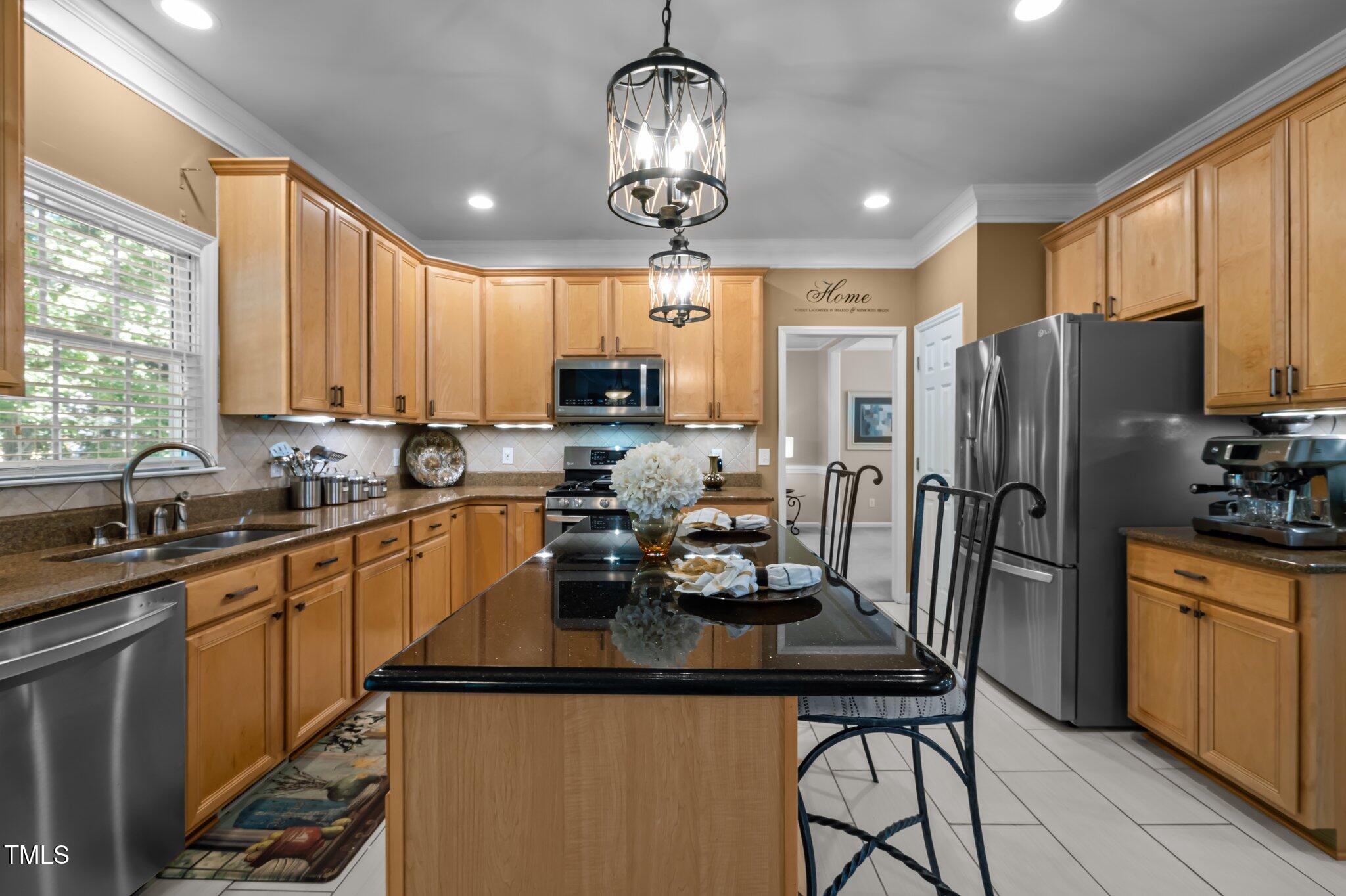 11 Smoketree Court