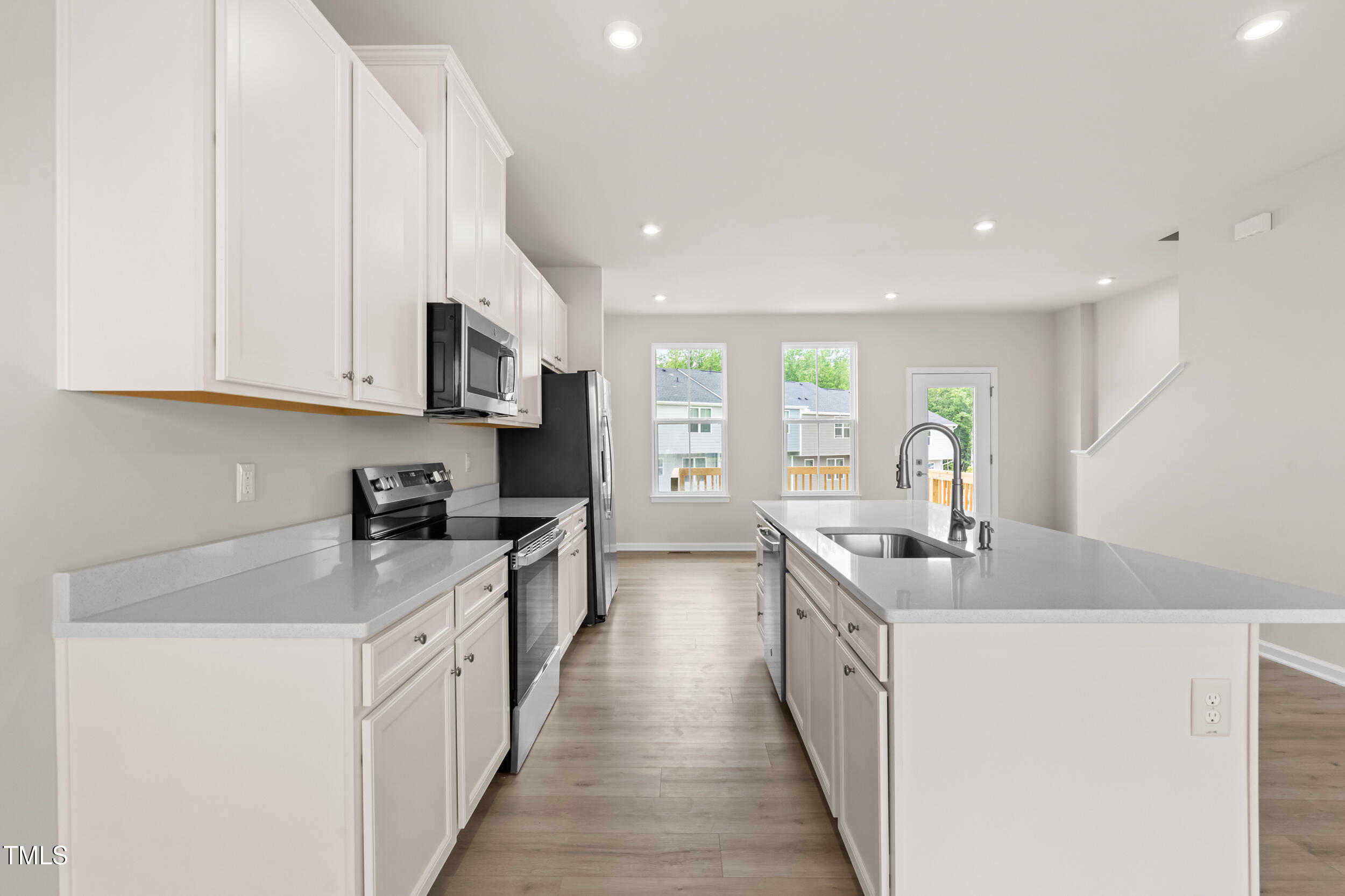 605 Silverado Sunset Loop