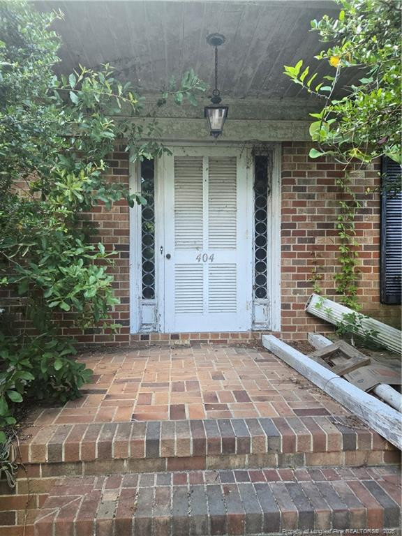 404 W Main Street