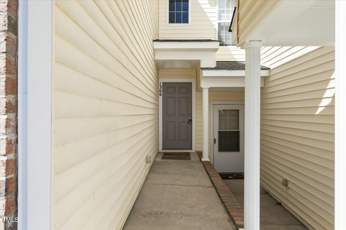 1306 Plexor Lane