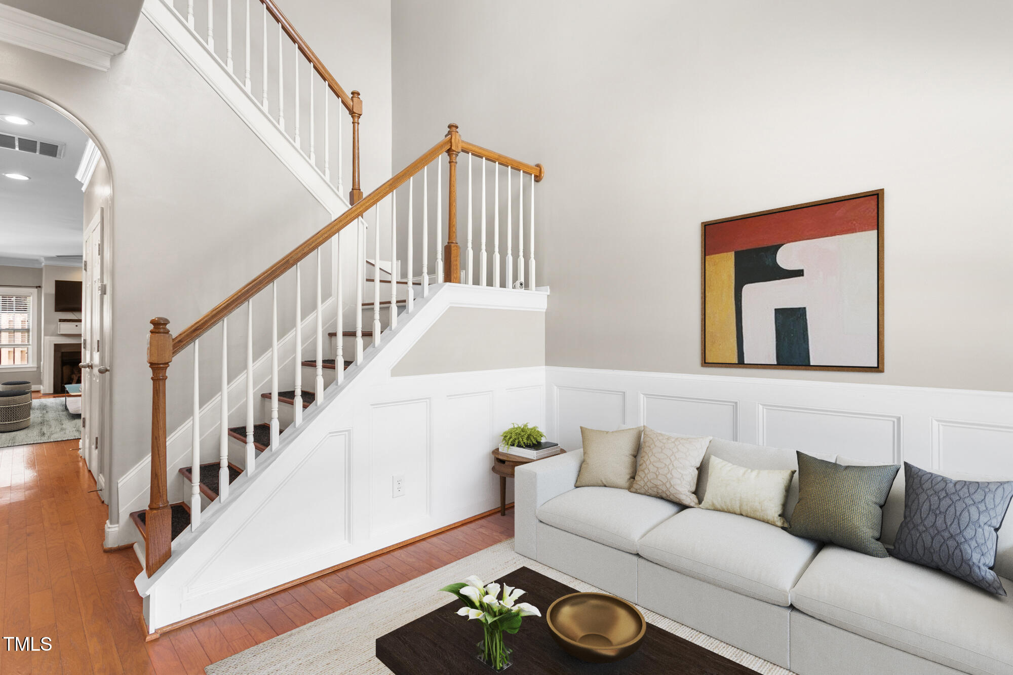 305 St Nicholas Trail