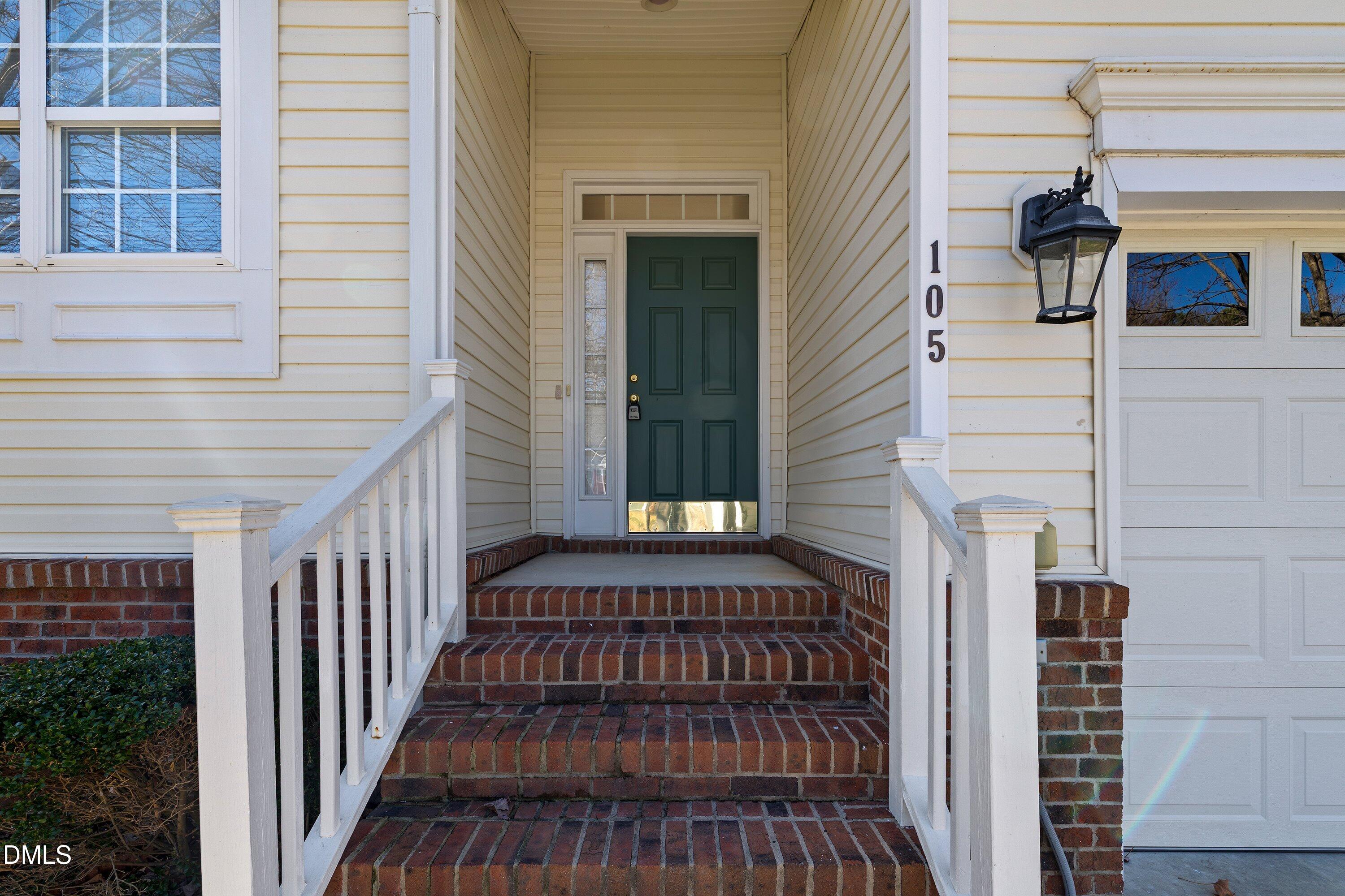 105 Rockport Ridge Way