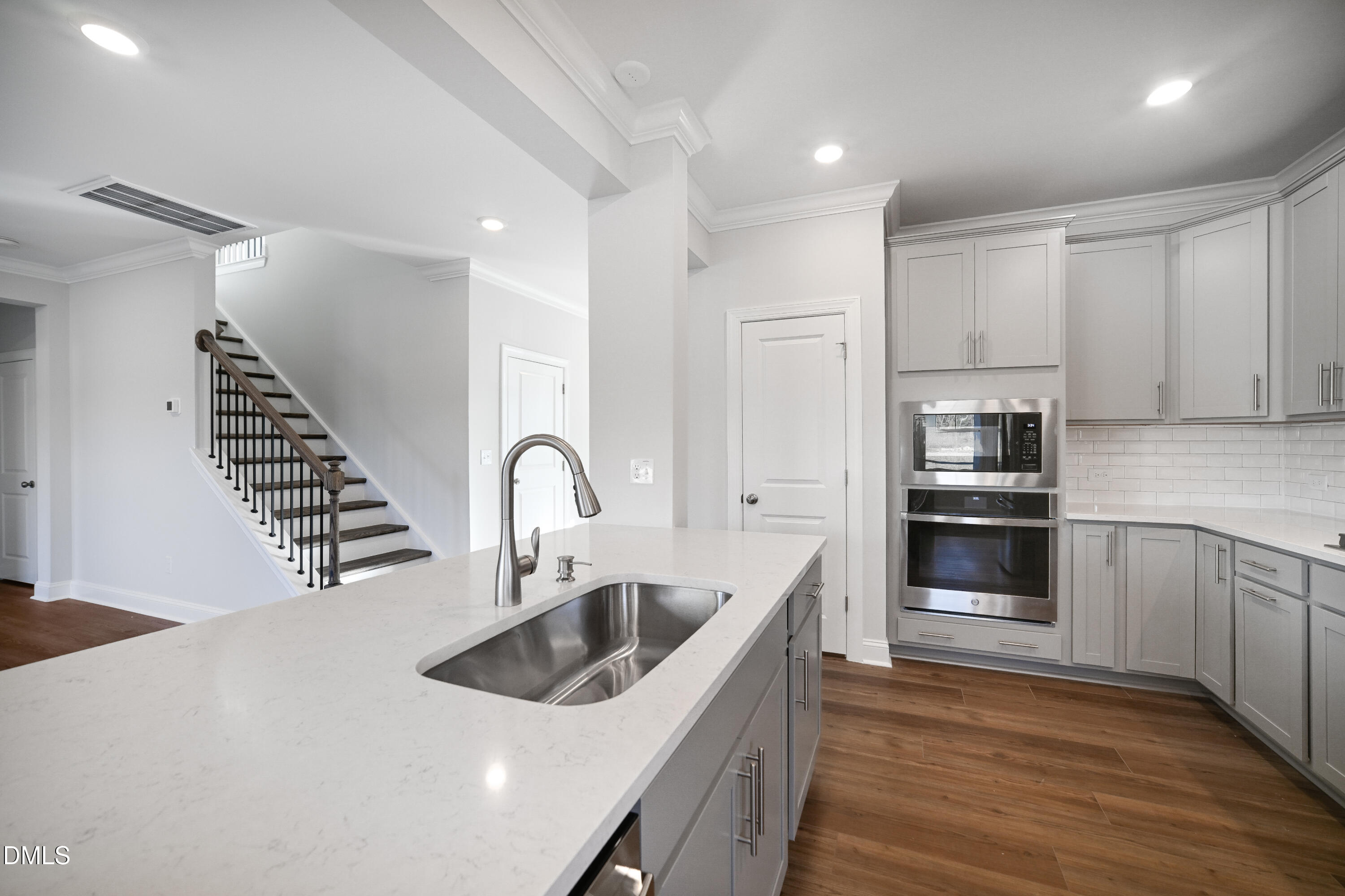 4339 Laurel Pond Way