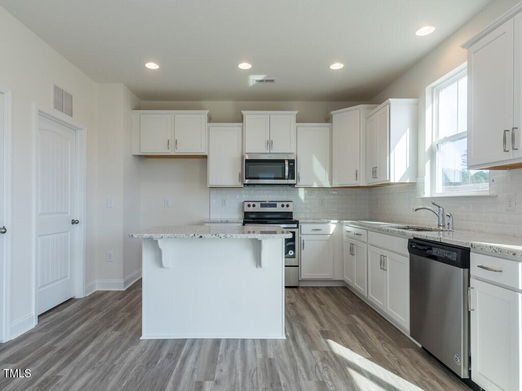 641 Hipwood Drive