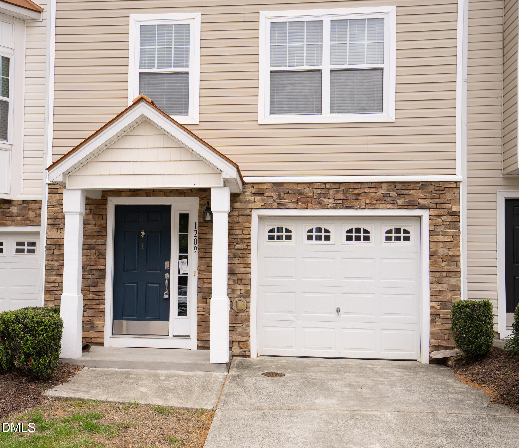 1209 Haywards Heath Lane