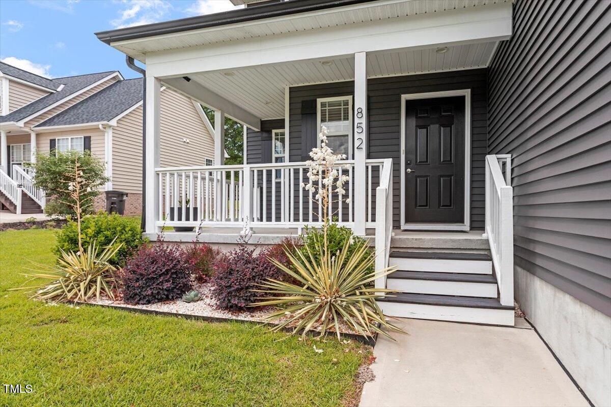 852 Cokesbury Park Lane Lane