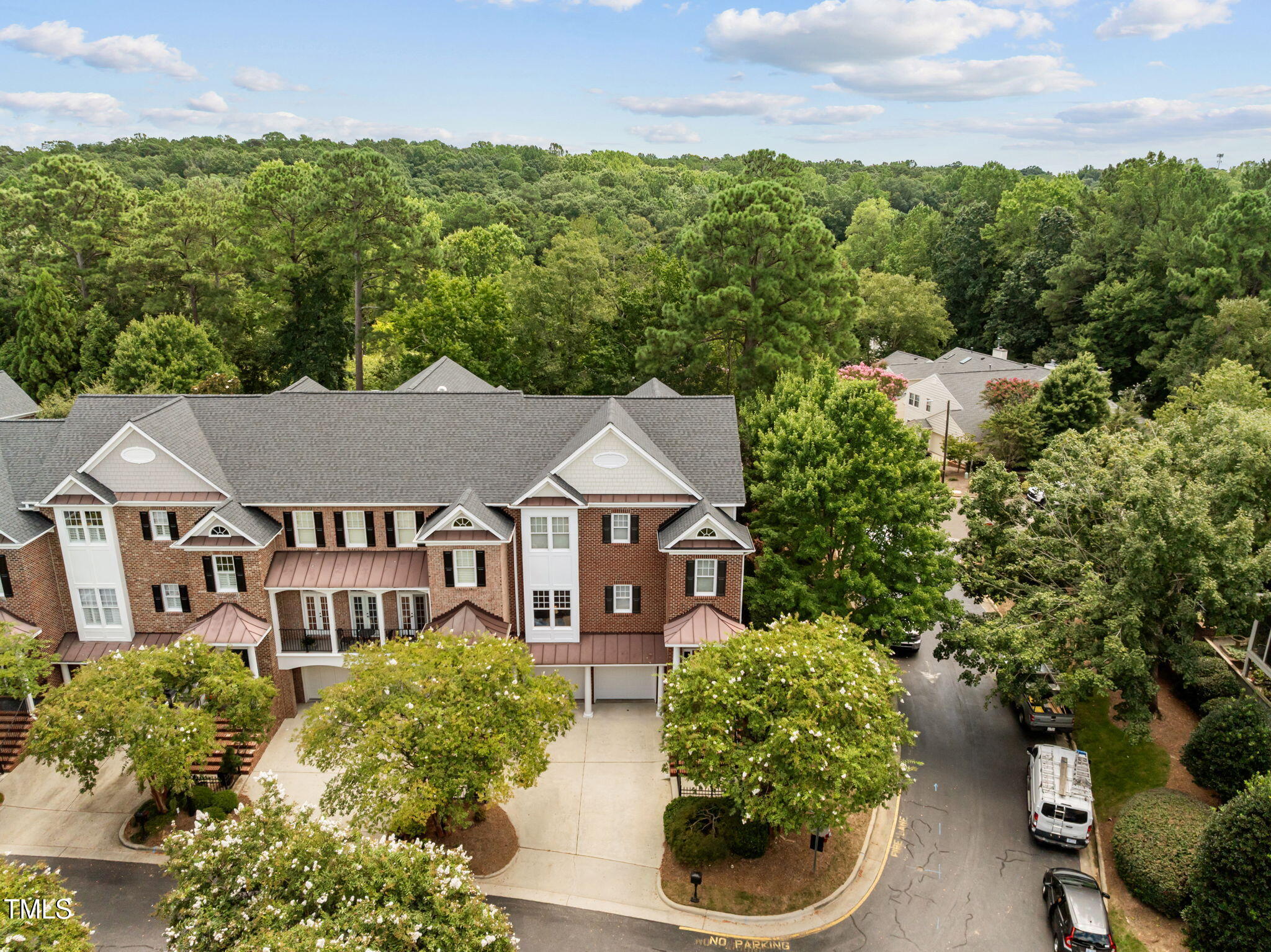 200 Lions Gate Drive