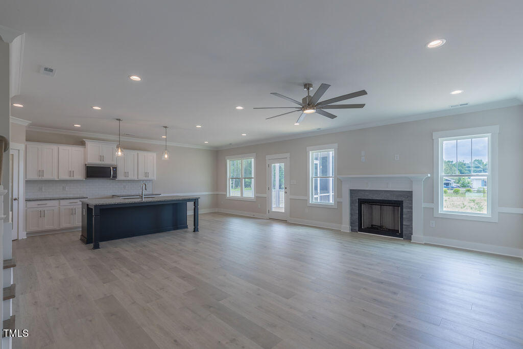 24 Sanders Farm Drive
