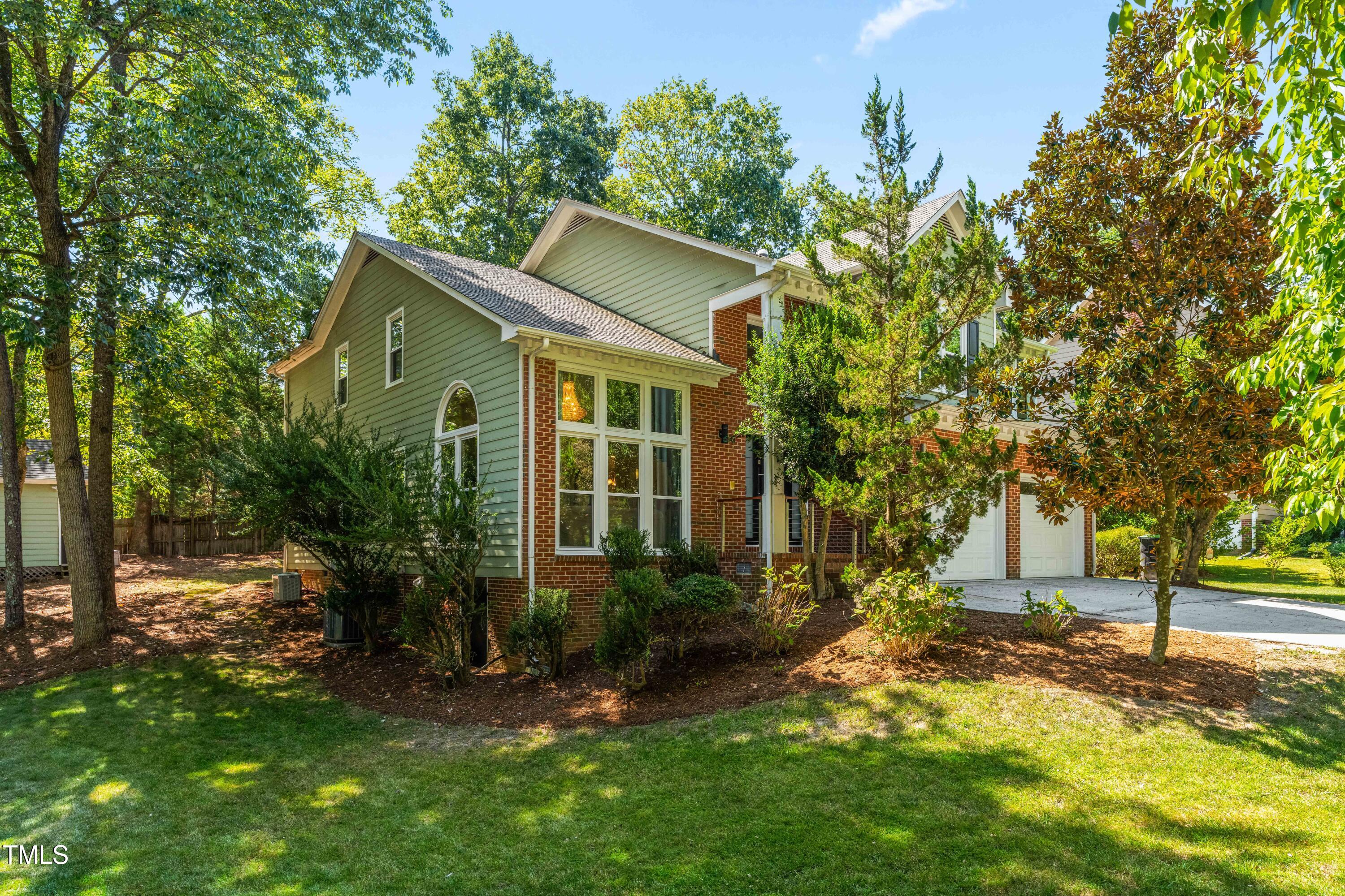 1106 Wellstone Circle