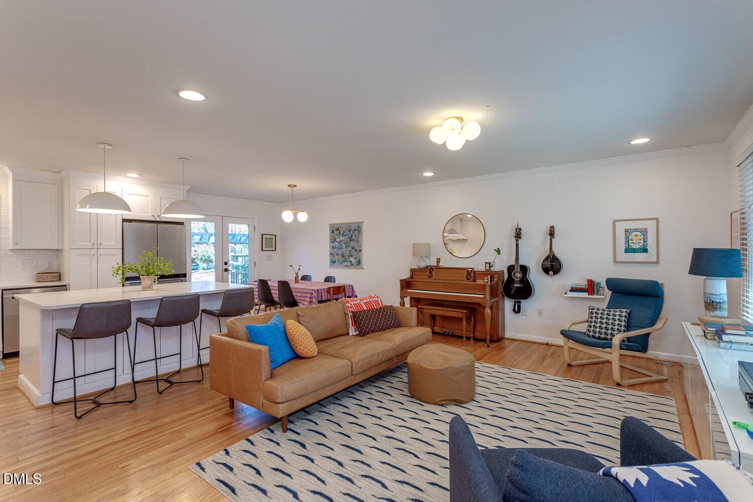 3200 Fairforest Place