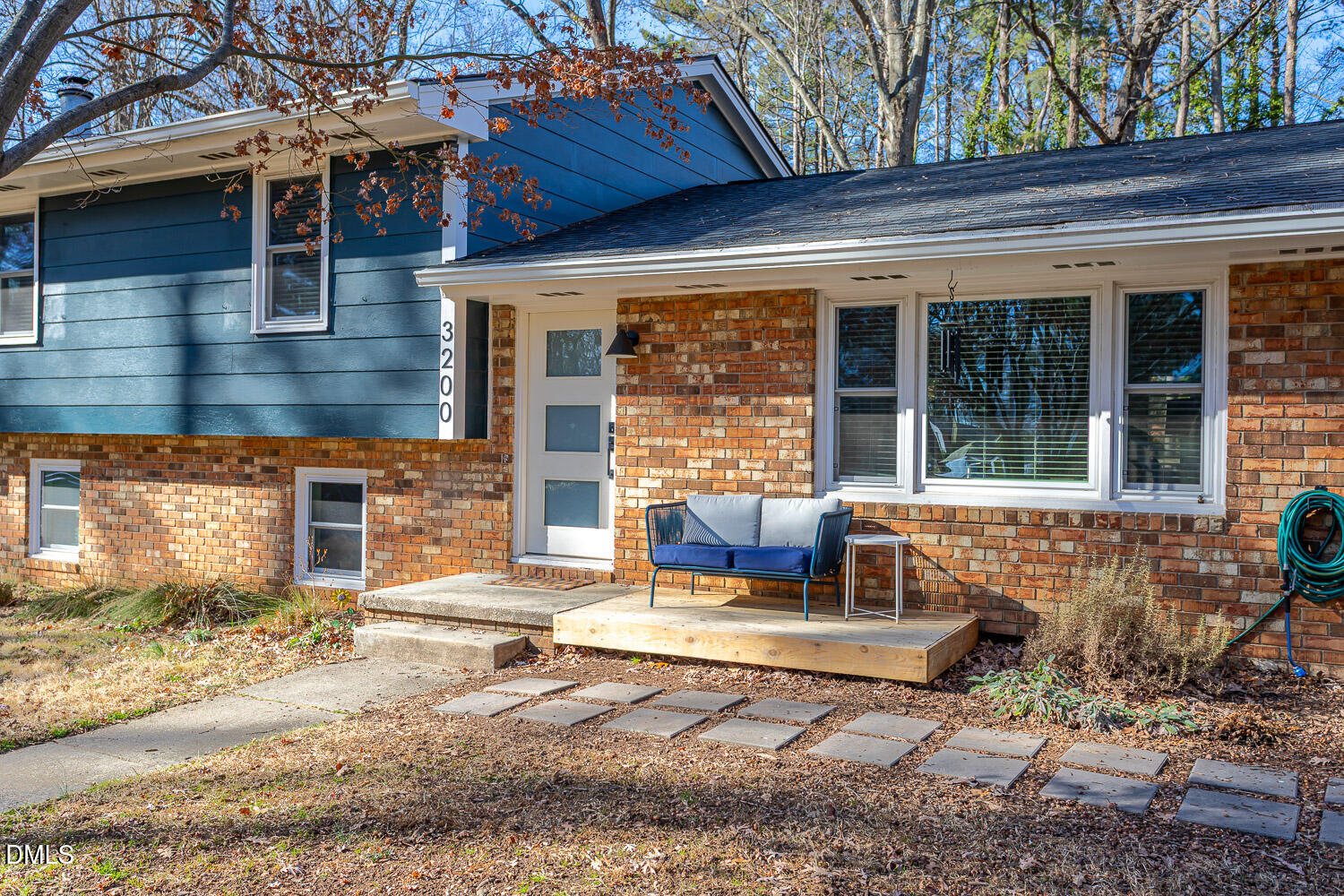 3200 Fairforest Place