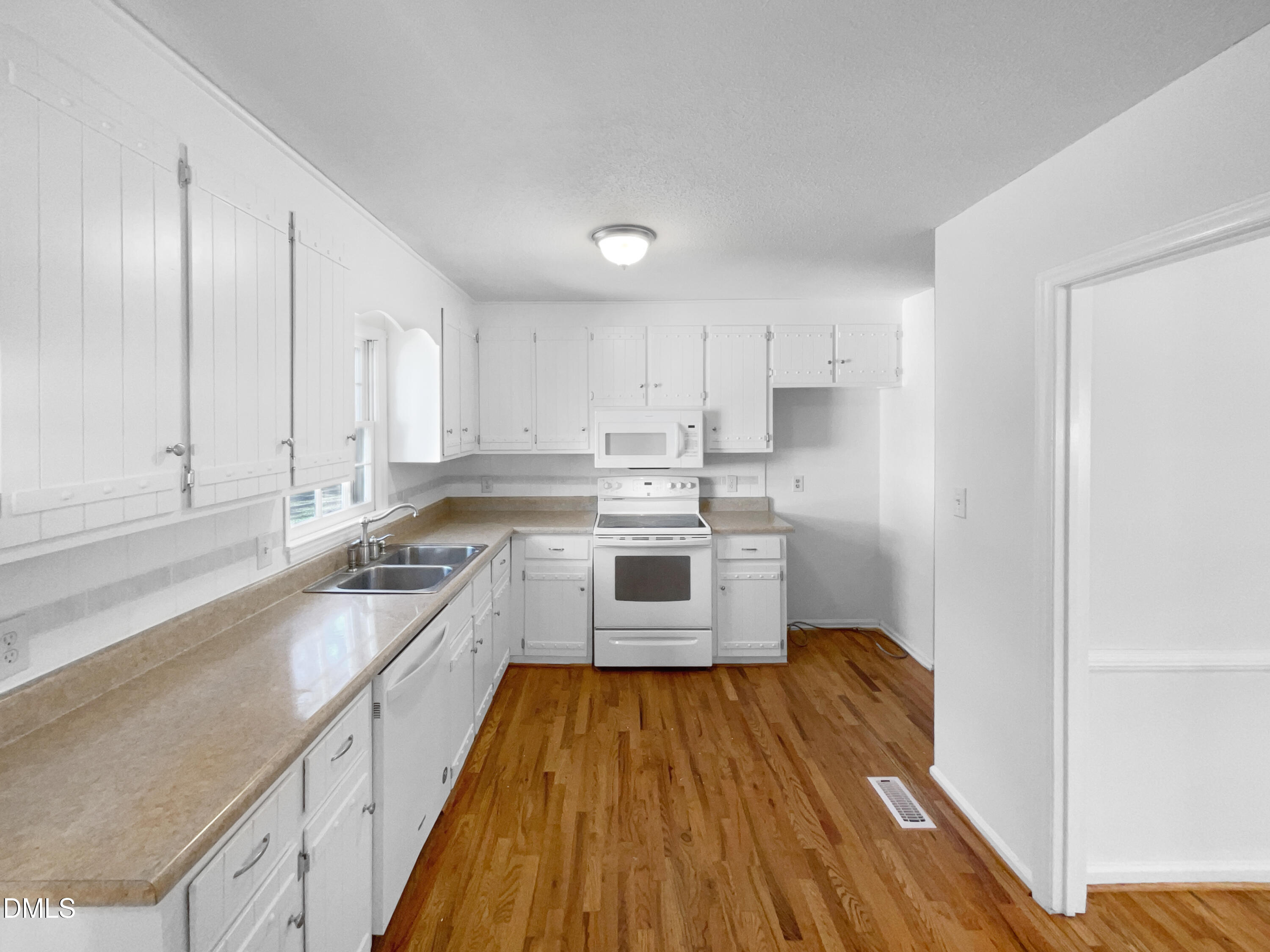 200 Candlewick Drive