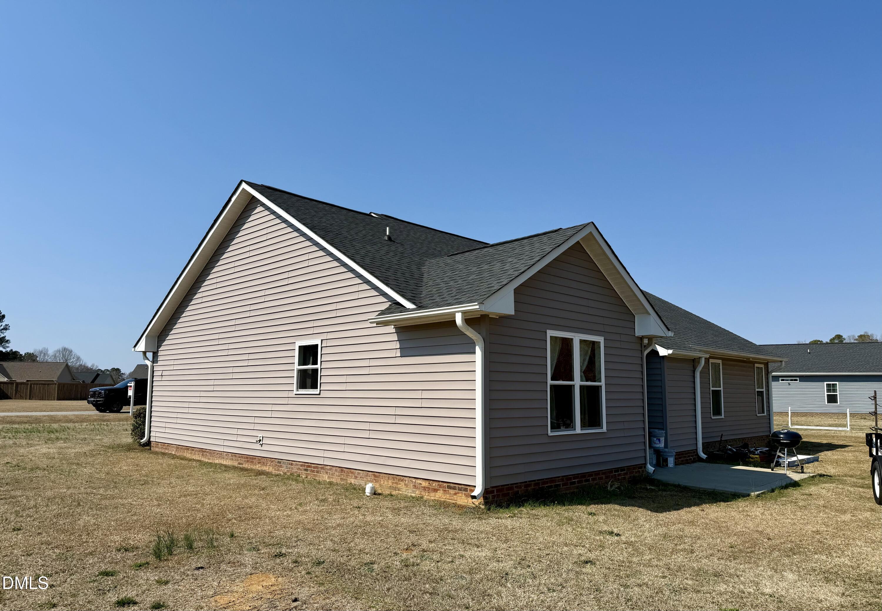 87 Hawks Croft Court