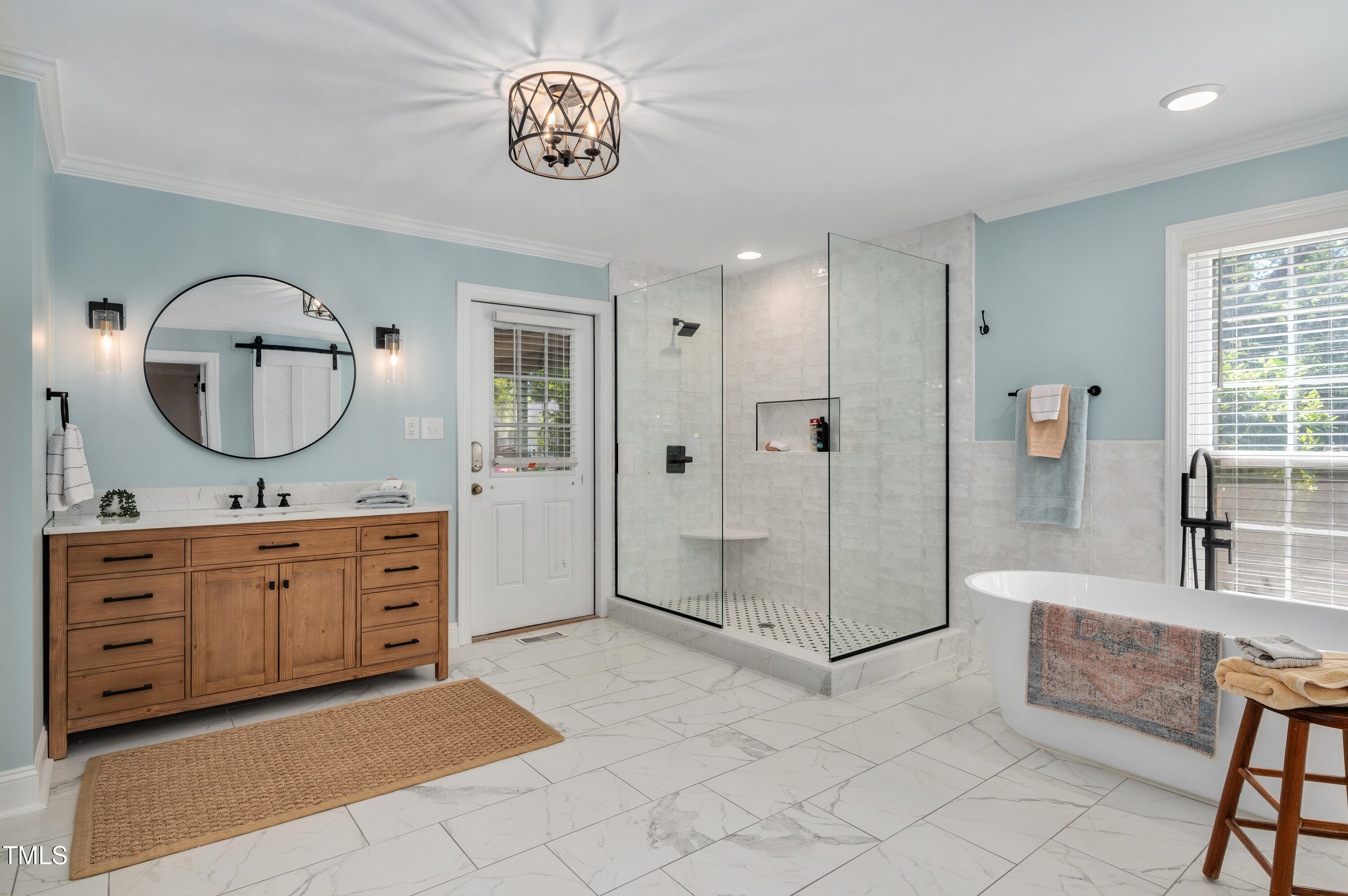 1602 Lake Shore Drive