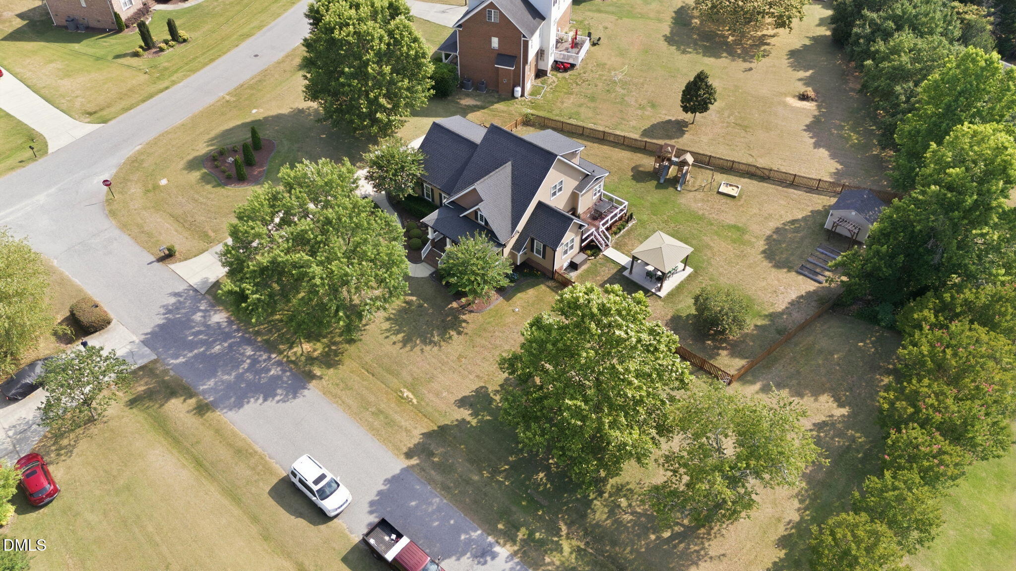 101 Caledonia Lane