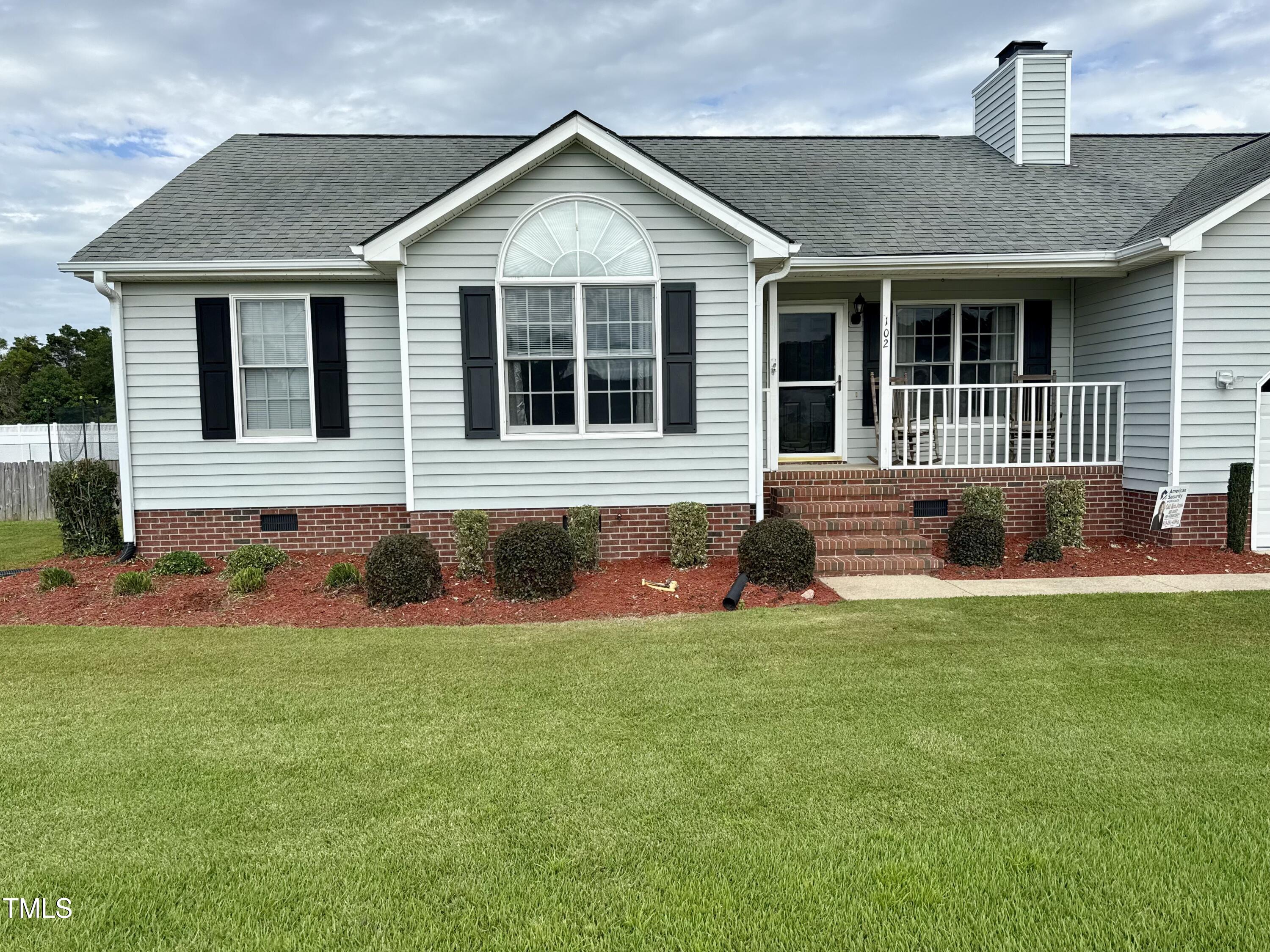 102 Elliot Place