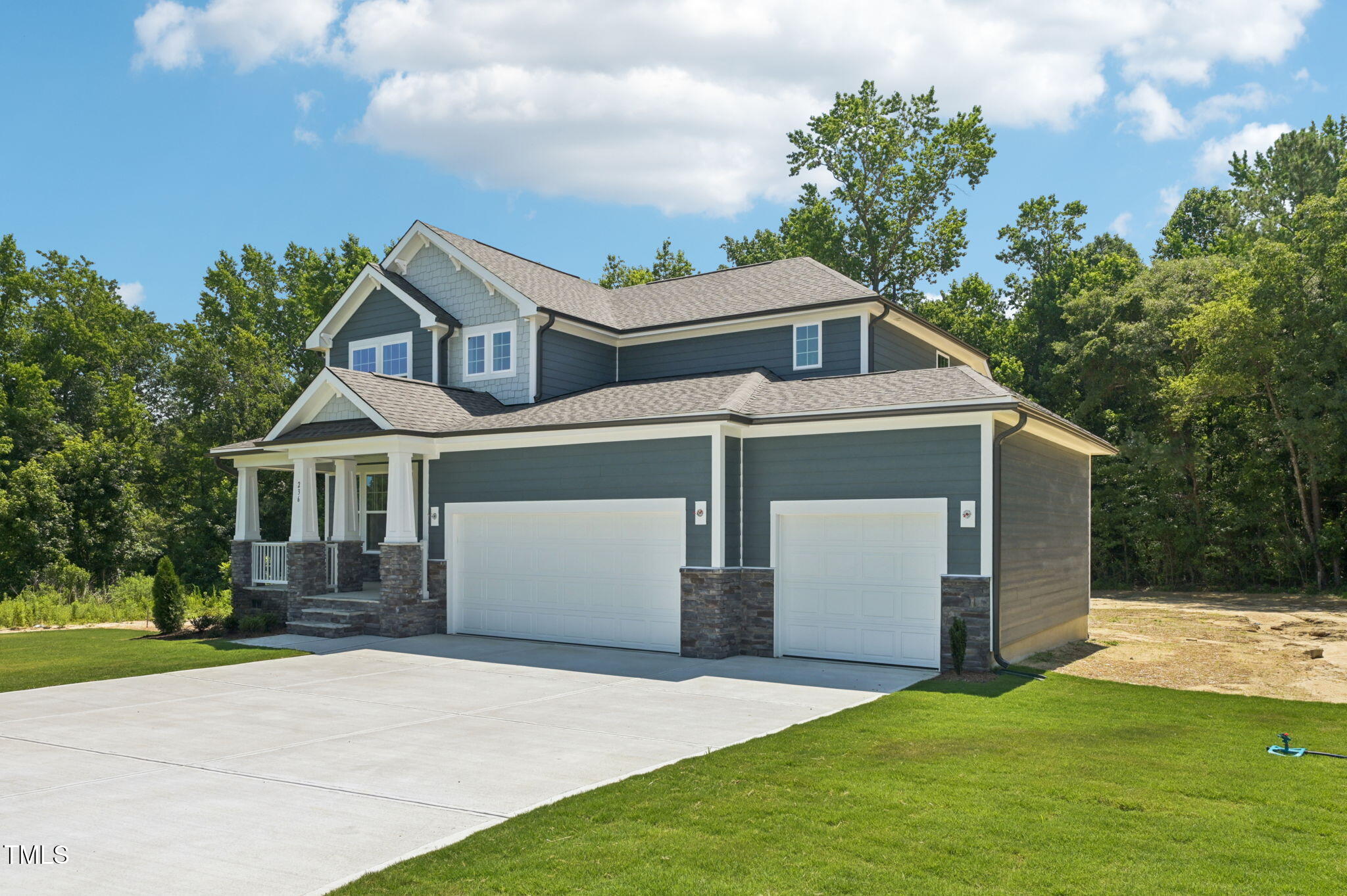 236 Alden Way