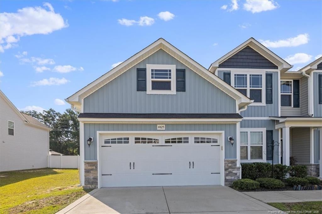 4425 Narrow Pine Court