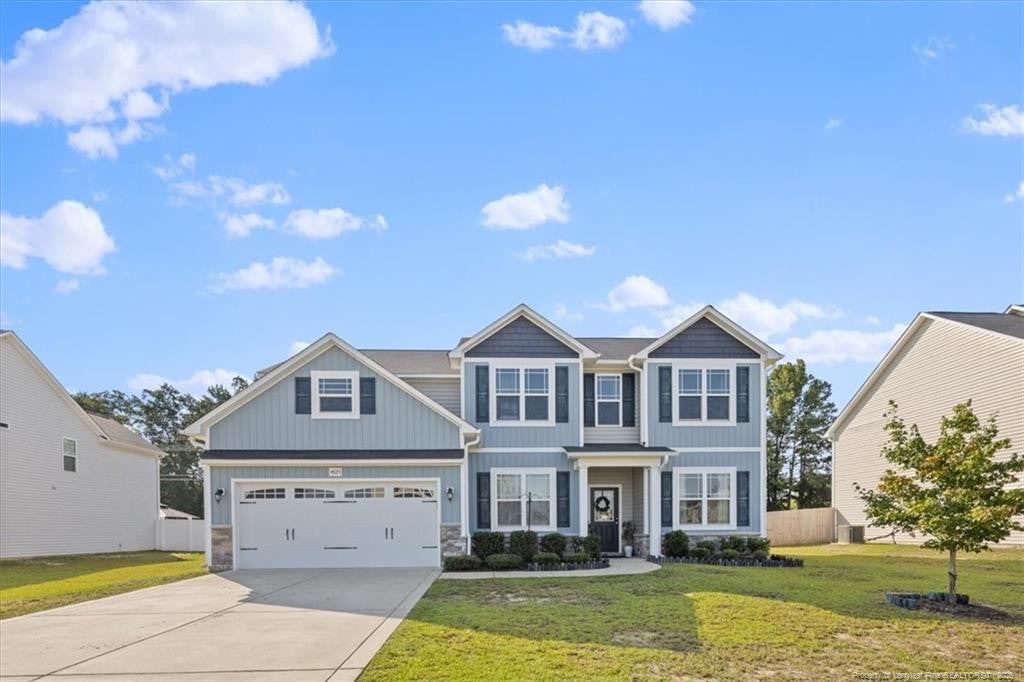 4425 Narrow Pine Court