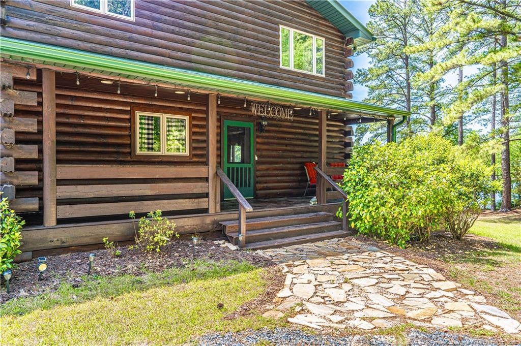 105 Lakewood Drive