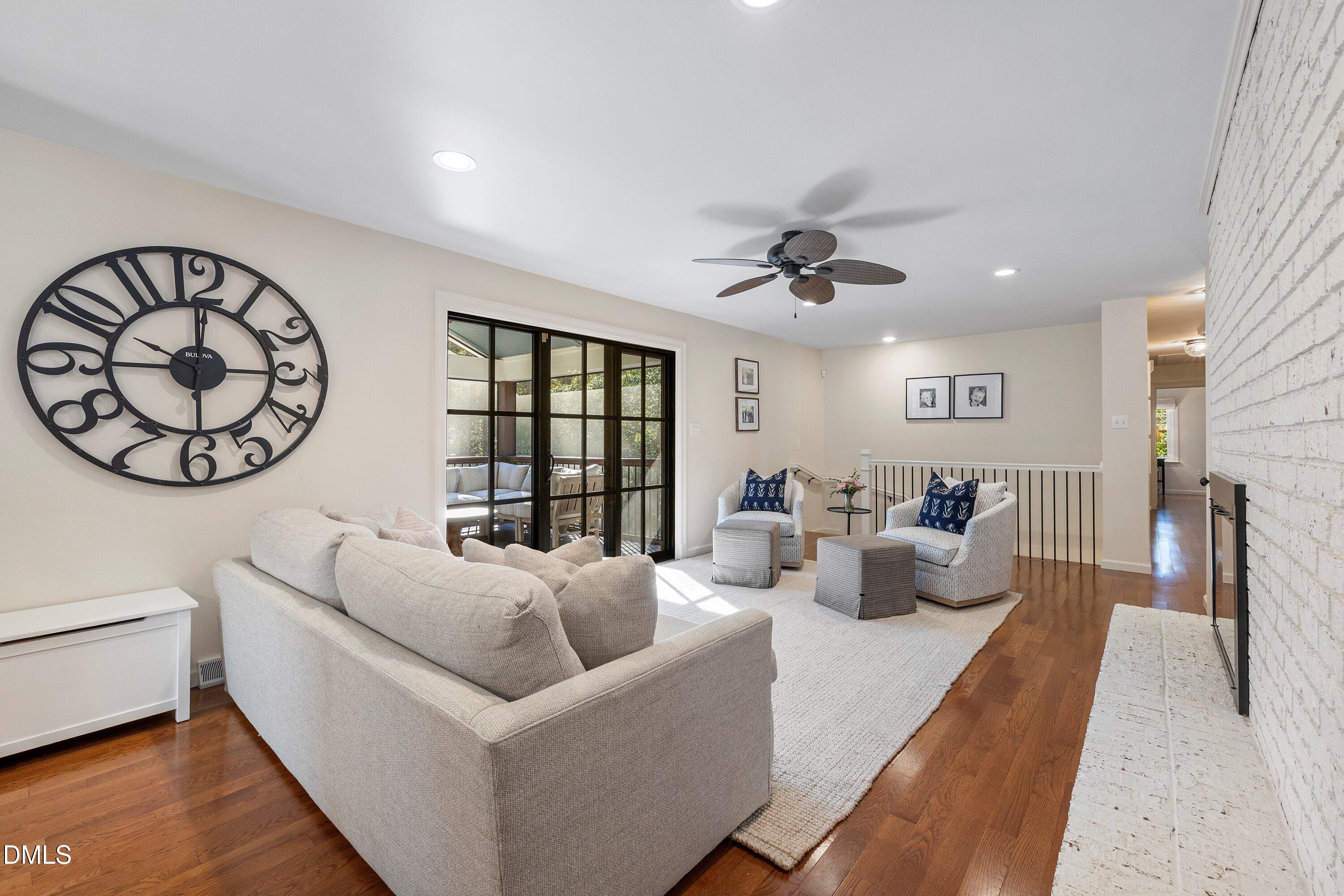 Raleigh, North Carolina 27612, United States, 4 Bedrooms Bedrooms, ,3 BathroomsBathrooms,Residential,Pending,233936