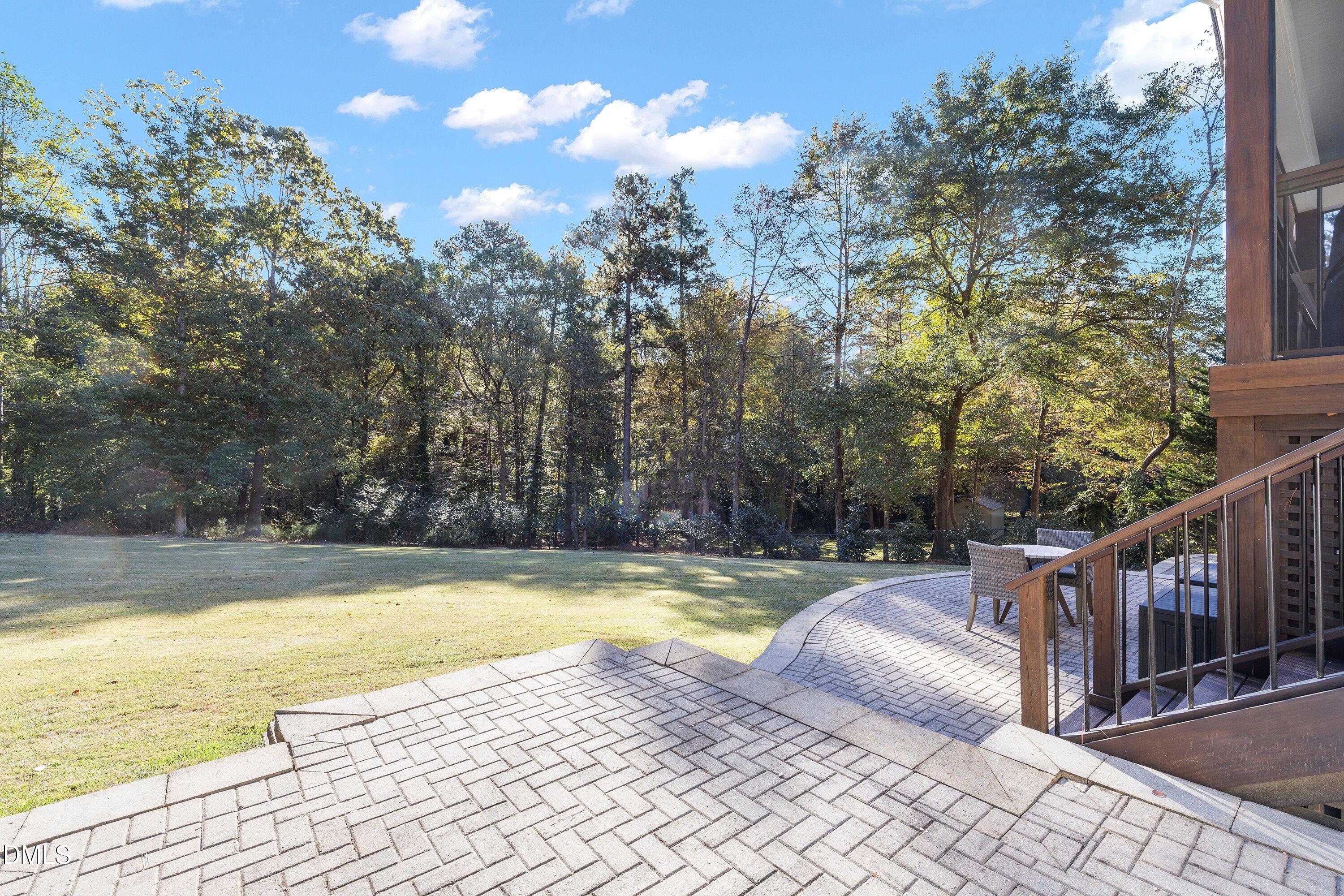 Raleigh, North Carolina 27612, United States, 4 Bedrooms Bedrooms, ,3 BathroomsBathrooms,Residential,Pending,233936