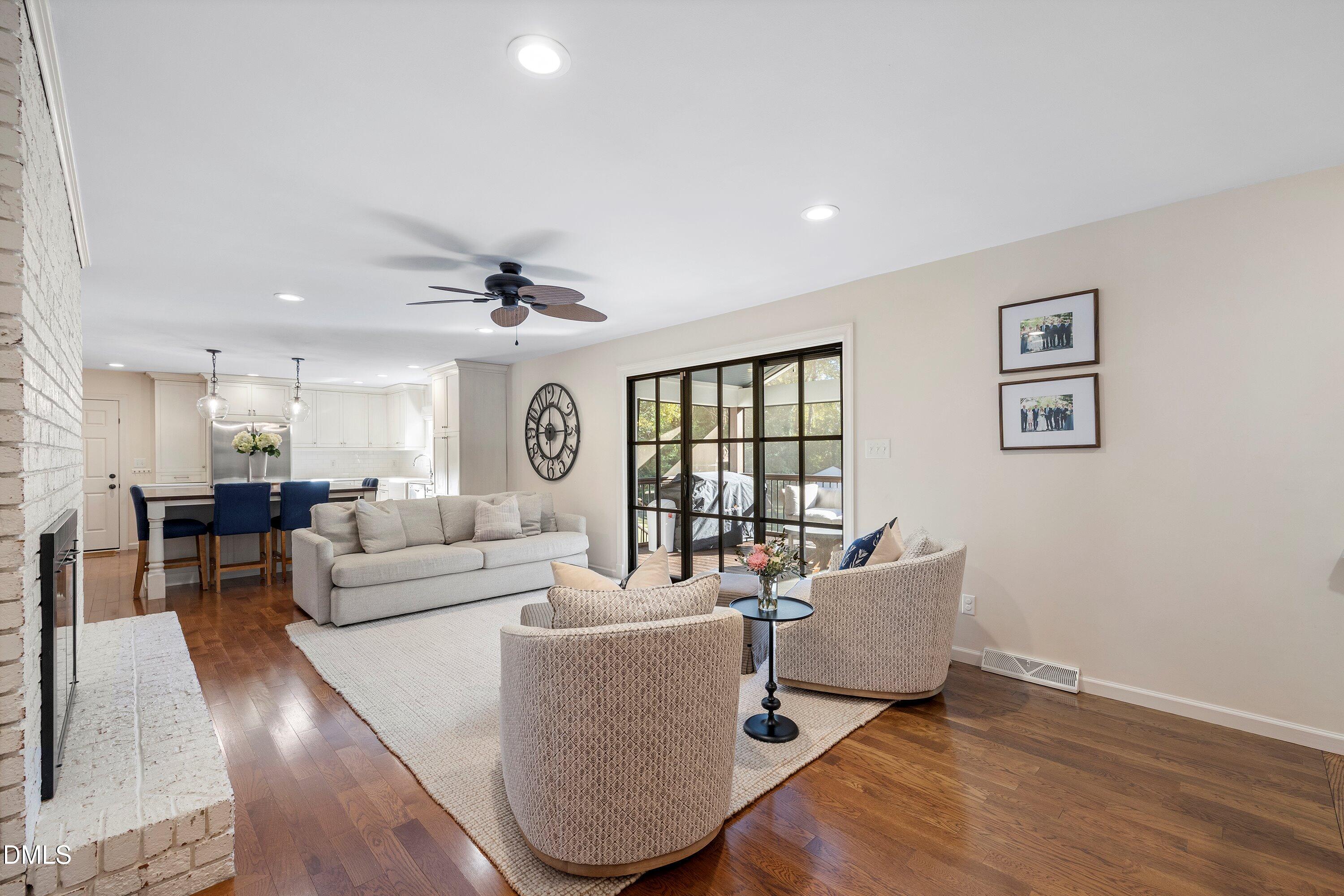 Raleigh, North Carolina 27612, United States, 4 Bedrooms Bedrooms, ,3 BathroomsBathrooms,Residential,Pending,233936