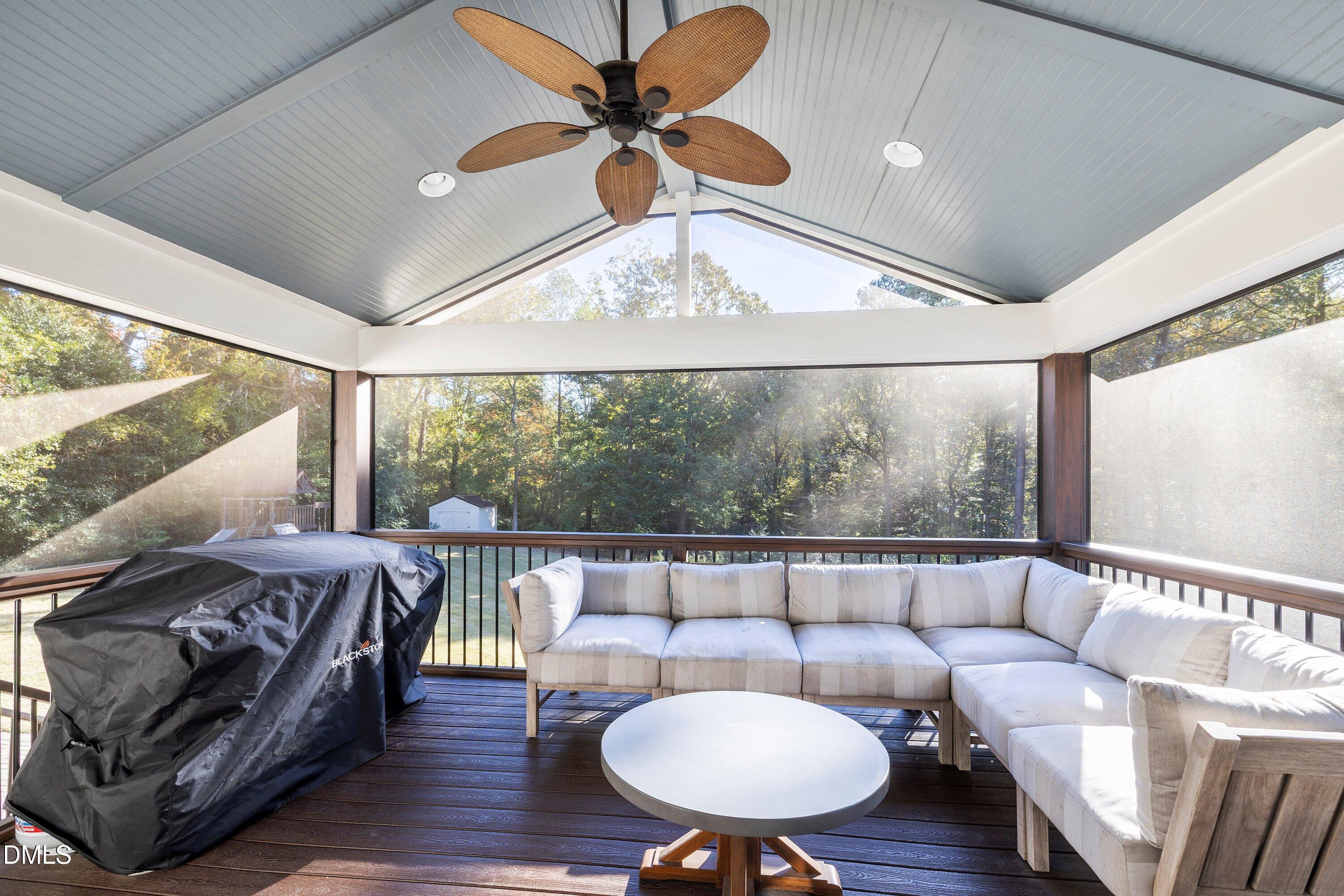 Raleigh, North Carolina 27612, United States, 4 Bedrooms Bedrooms, ,3 BathroomsBathrooms,Residential,Pending,233936