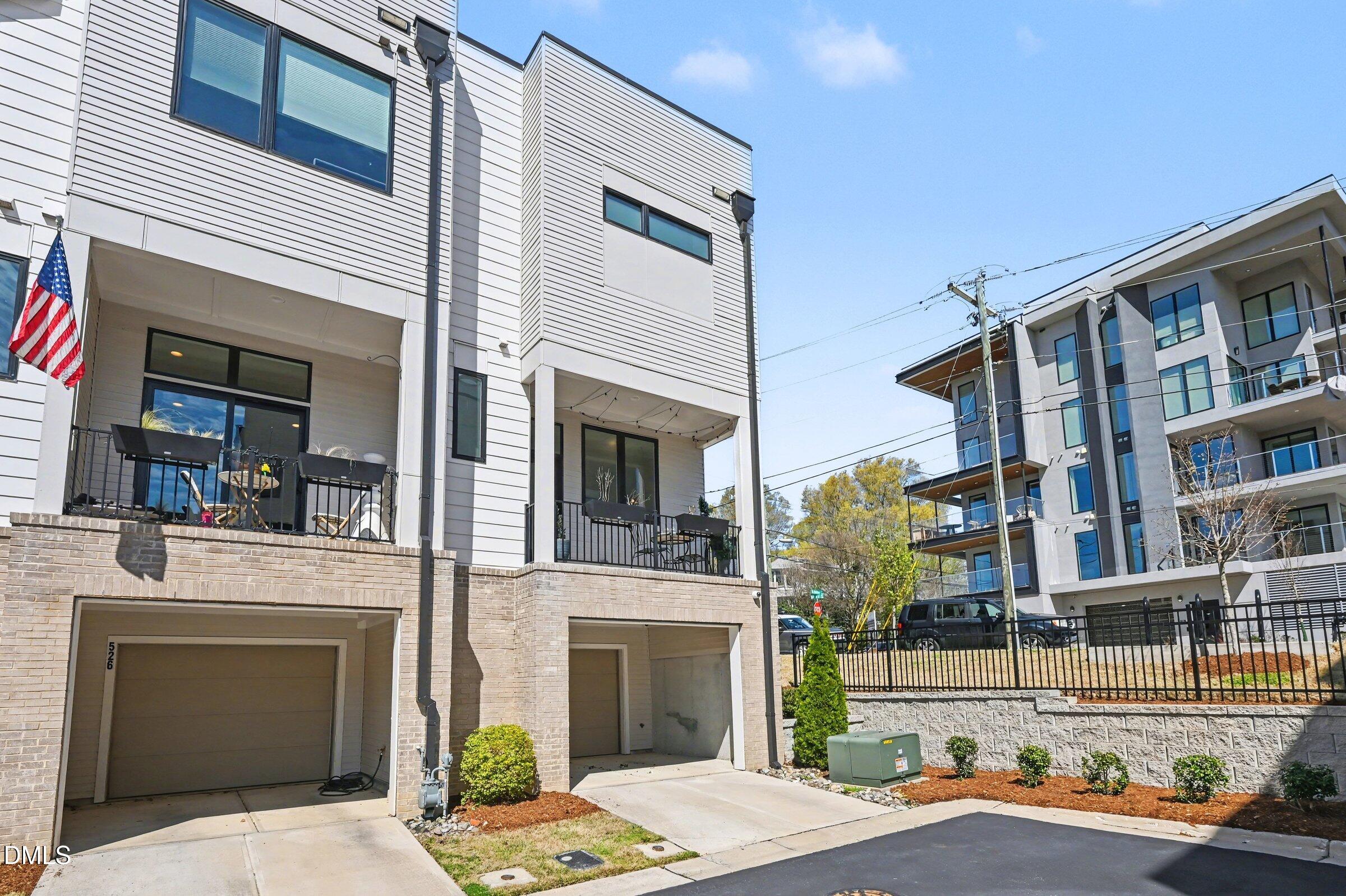 528 N Roxboro Street