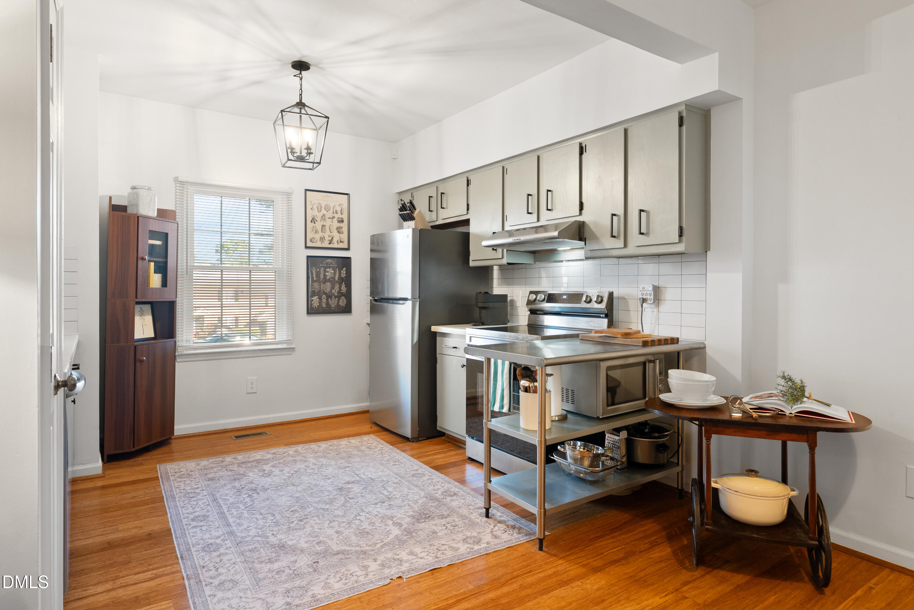 6133 Bushmills Street