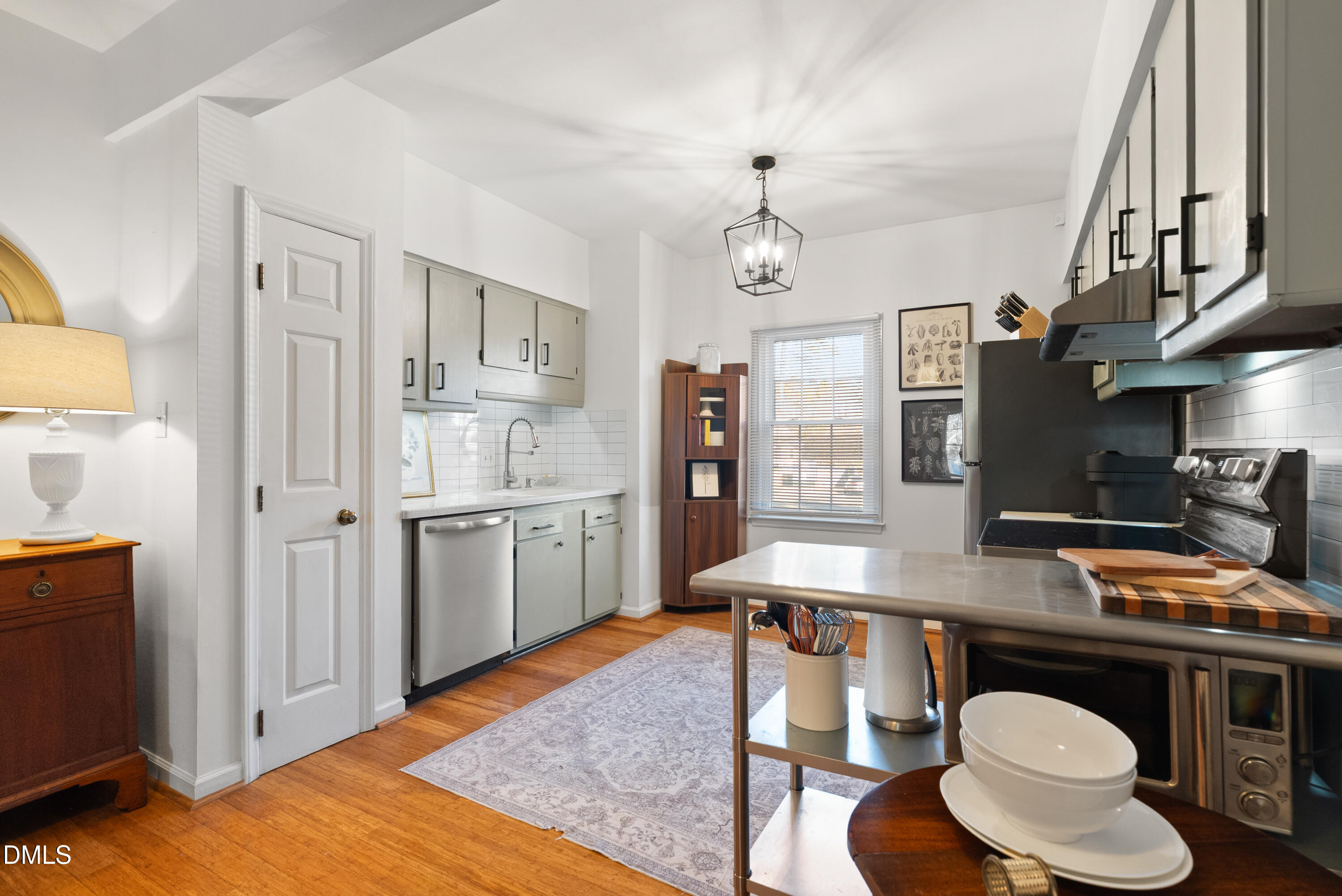 6133 Bushmills Street