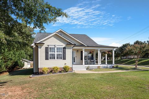 Single Family Residence in Garner NC 16 Sparkle Lane 1.jpg