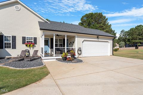 Single Family Residence in Garner NC 16 Sparkle Lane 7.jpg